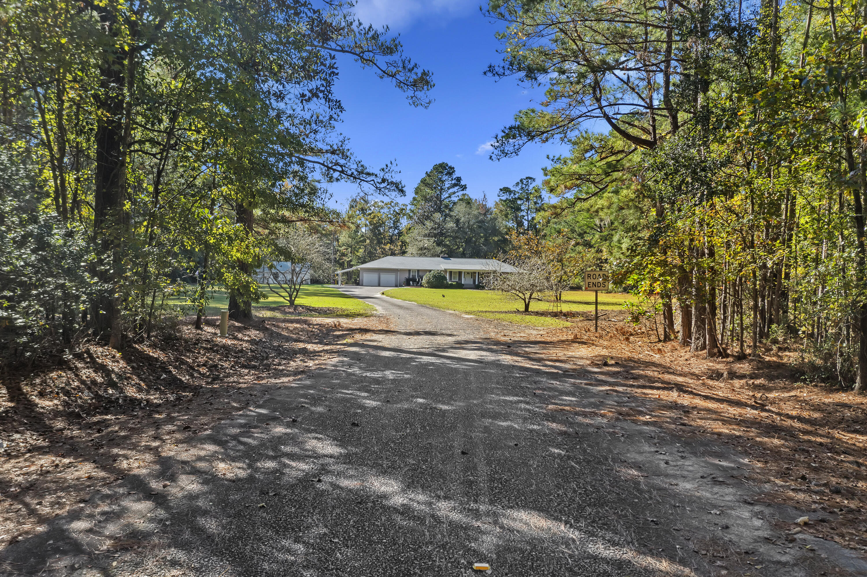 140 Emerson Lane