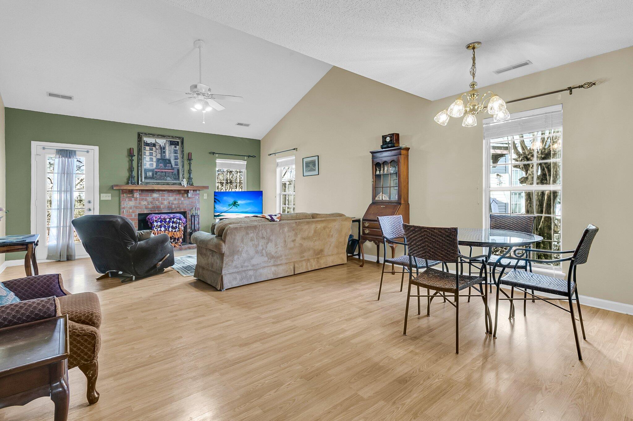 113 Ashton Drive