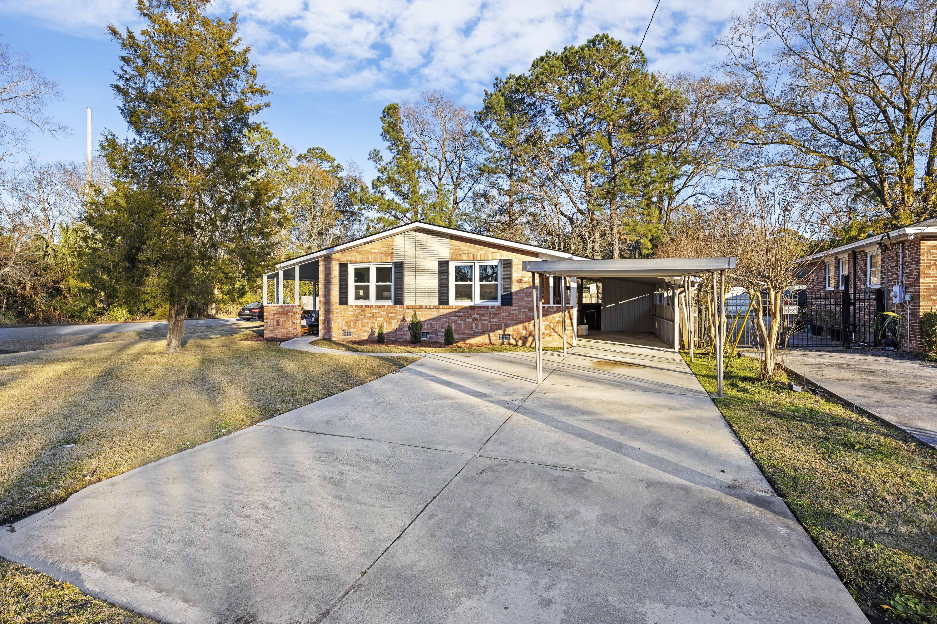 762 Savage Road
