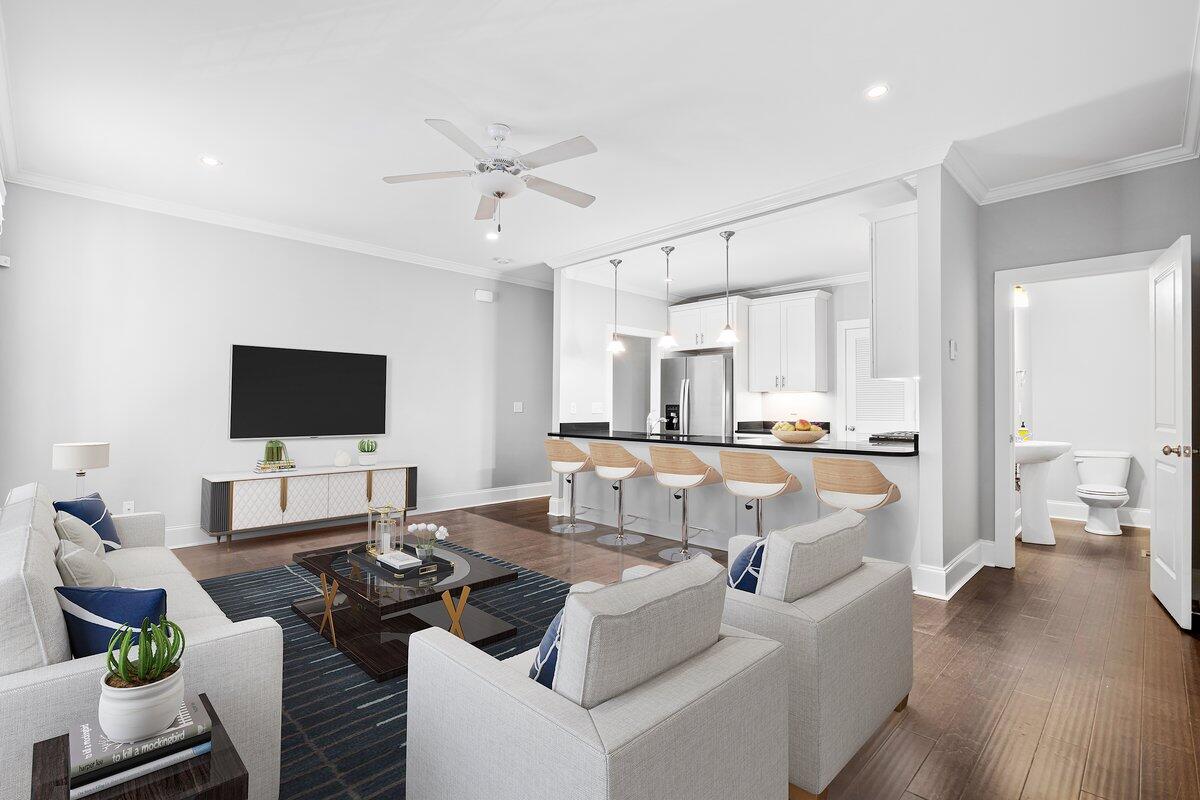 28 Dereef Court