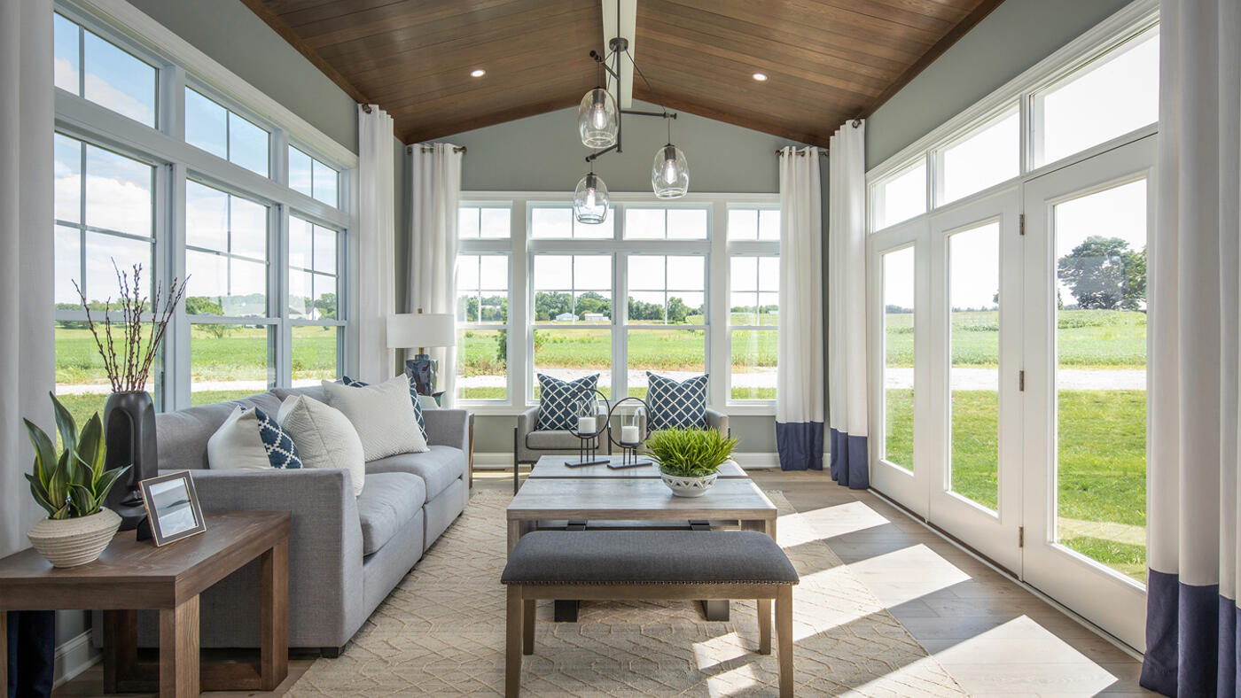 4877 Sound View Drive