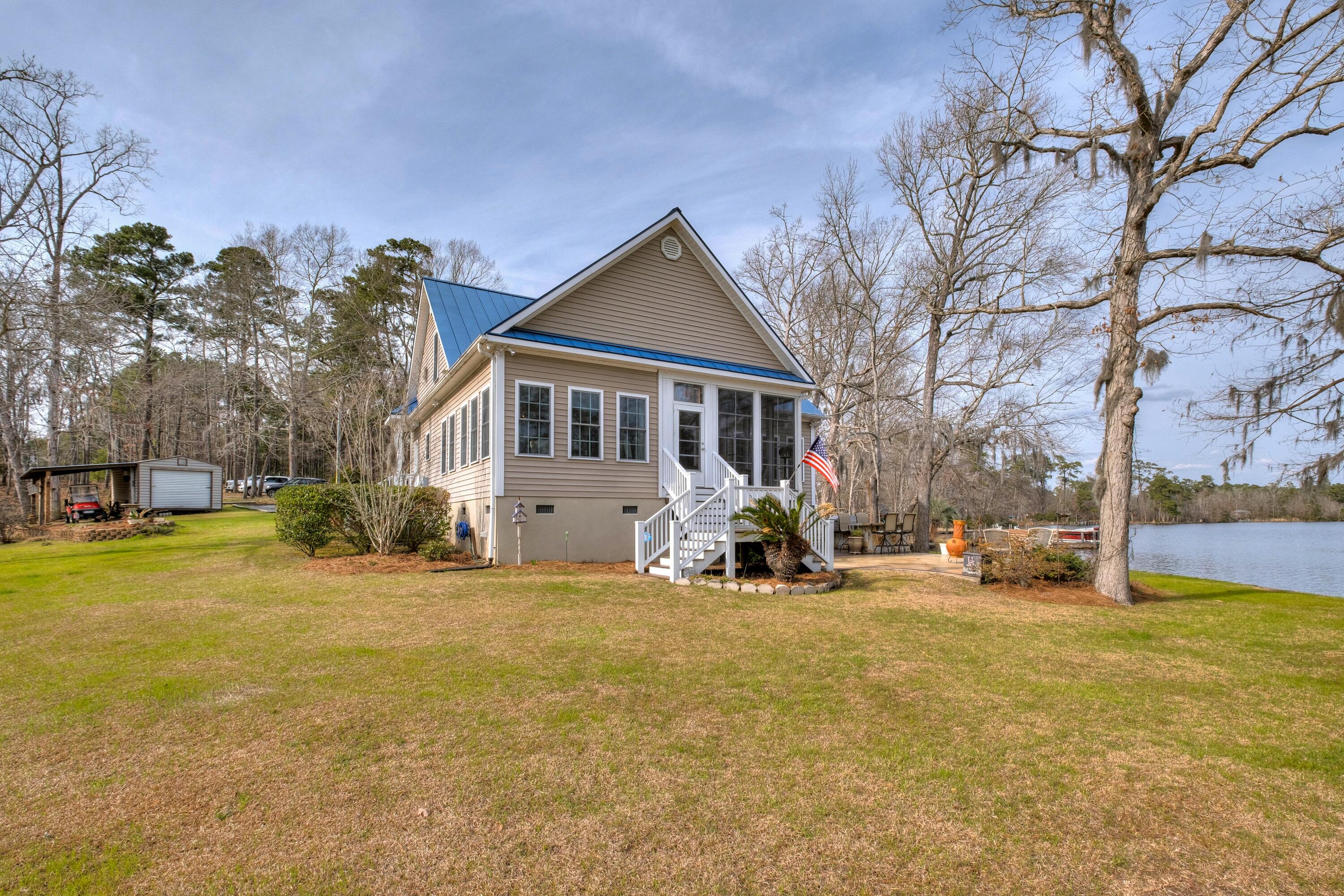 1634 Bayview Drive