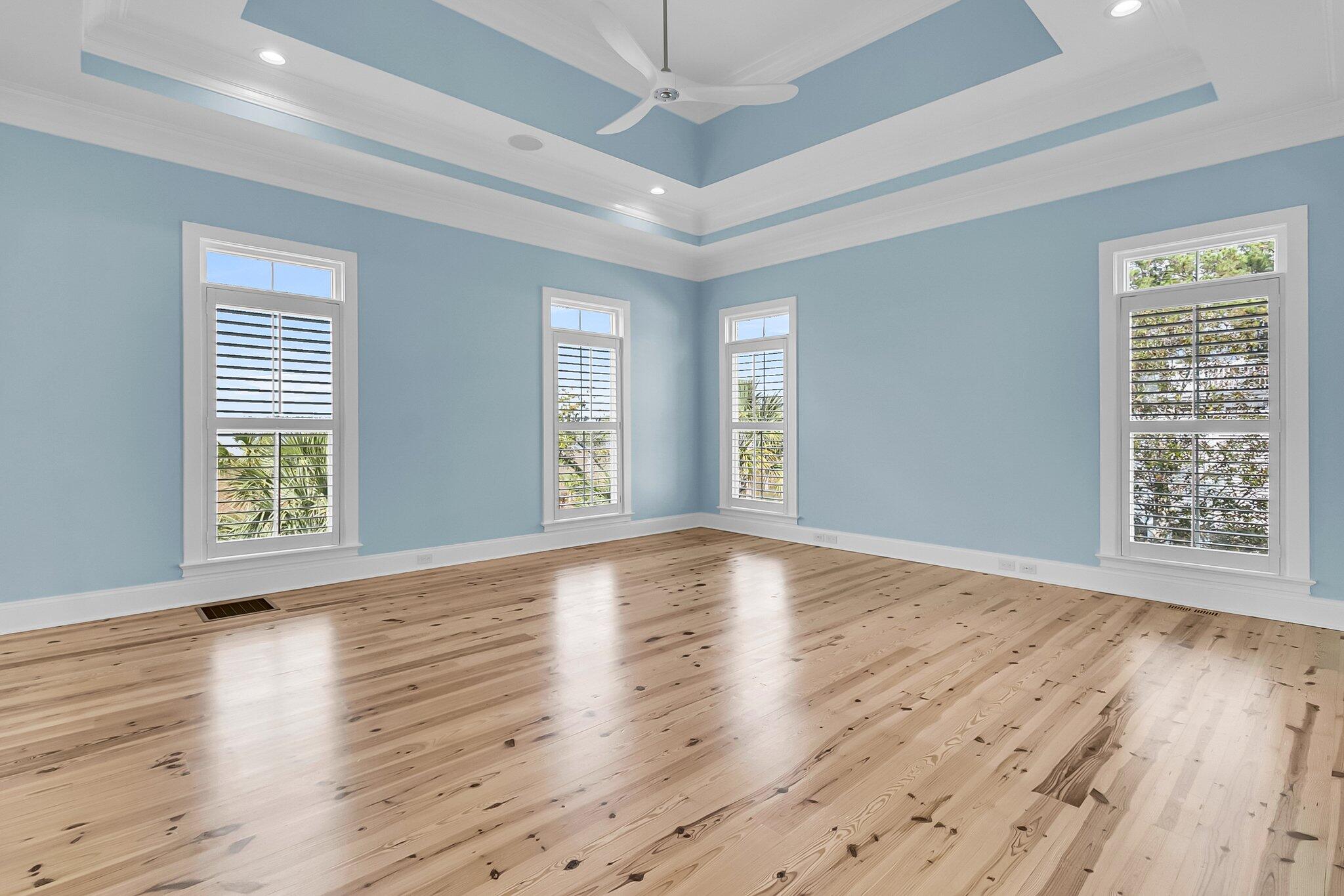 2777 Oak Manor Drive