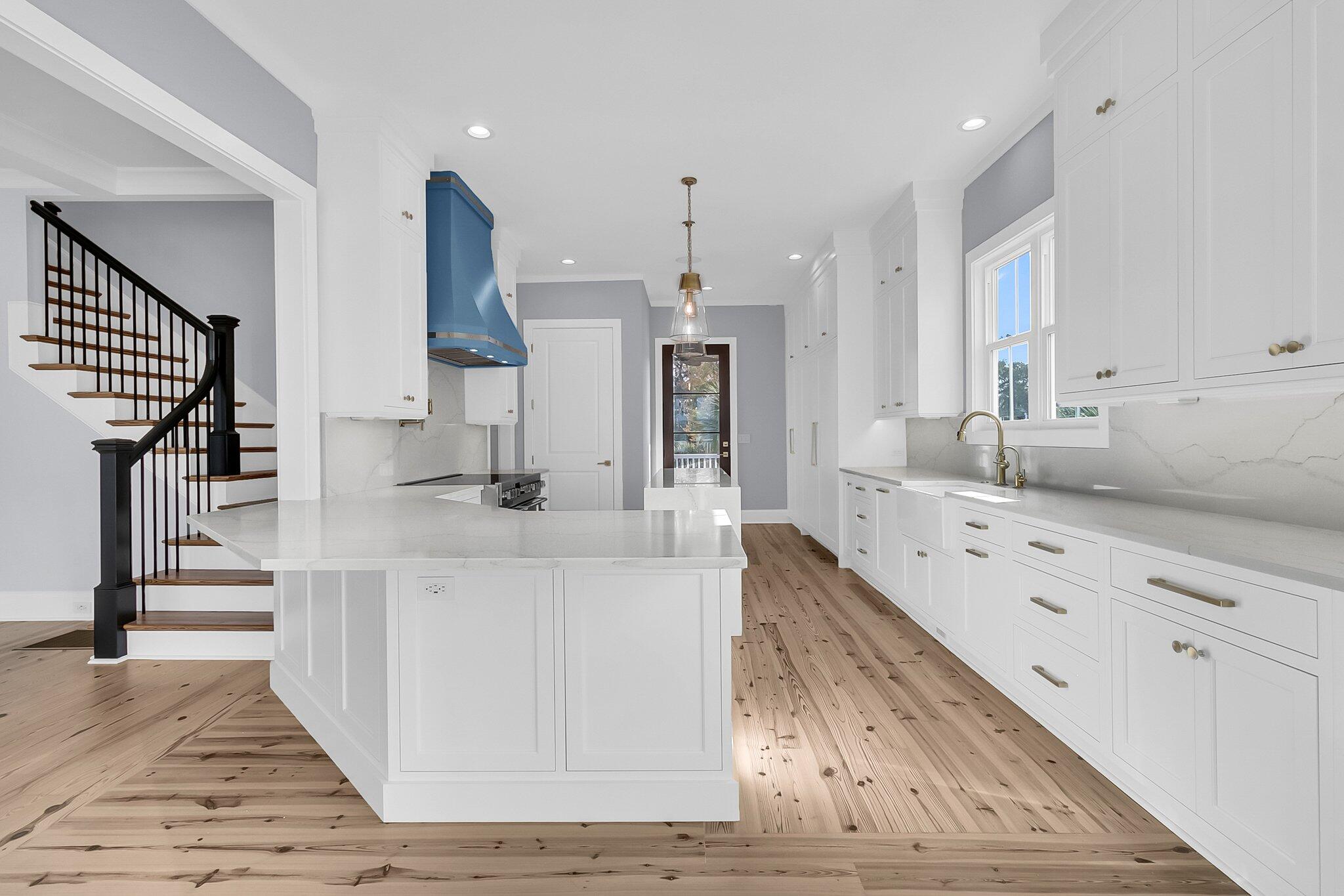 2777 Oak Manor Drive