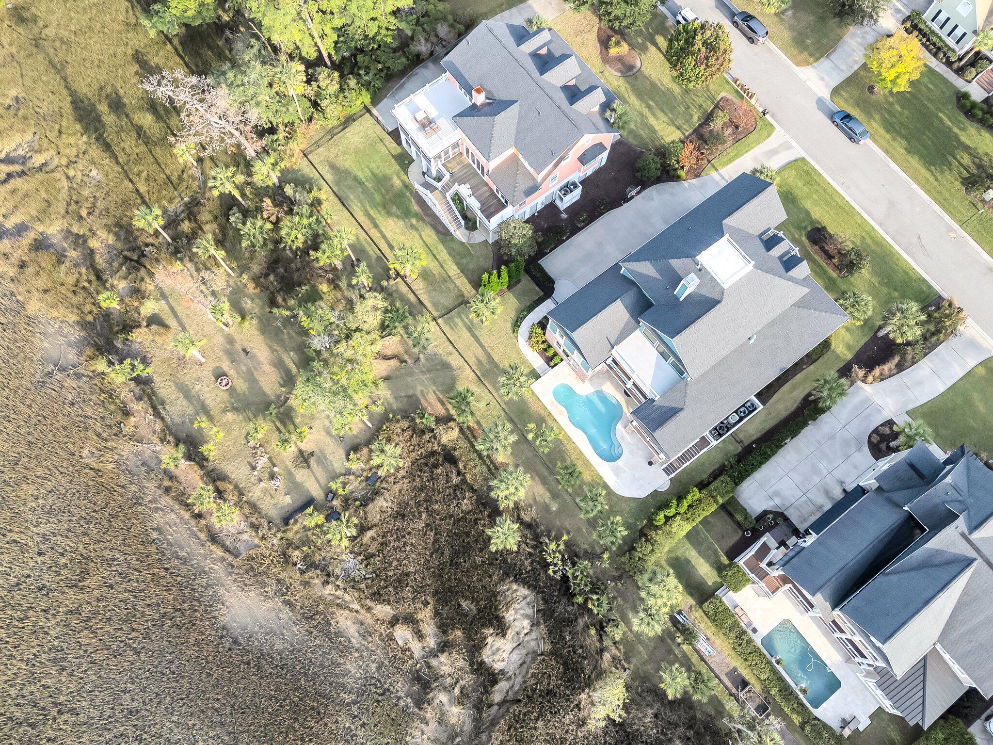 2777 Oak Manor Drive