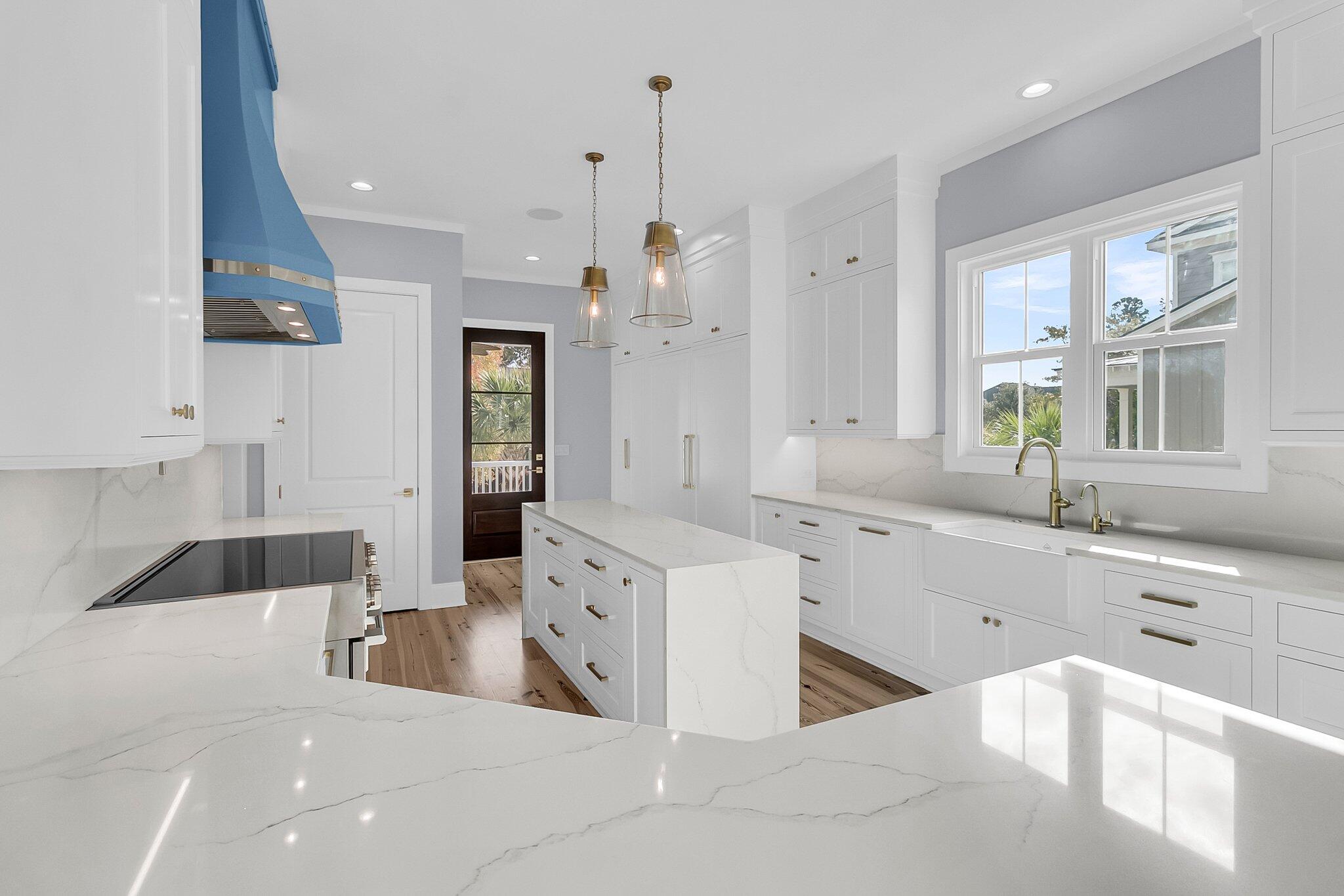 2777 Oak Manor Drive
