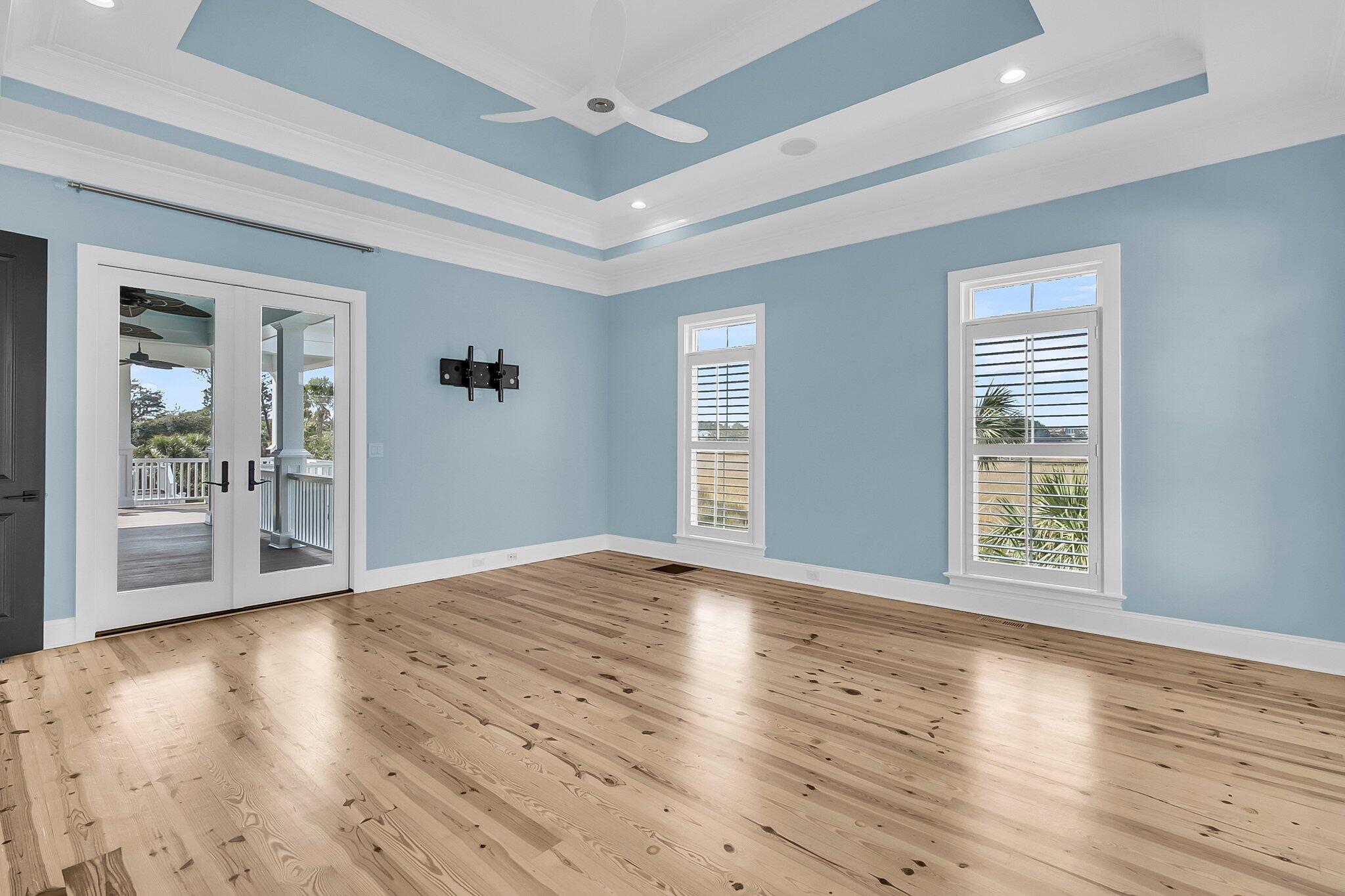 2777 Oak Manor Drive