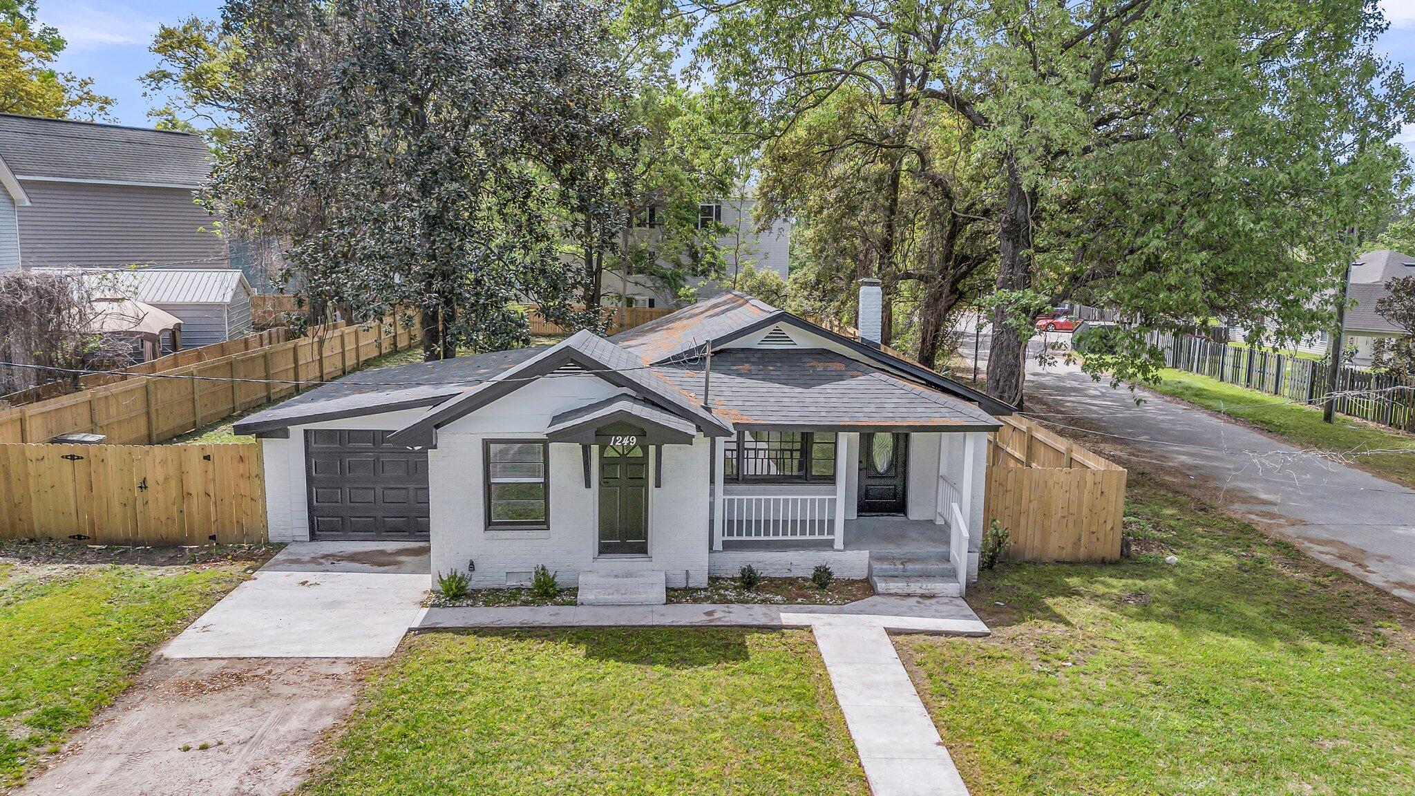 1249 Sumner Avenue