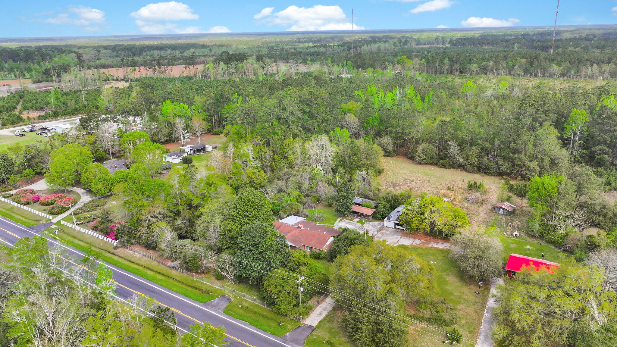 2080 Sniders Highway