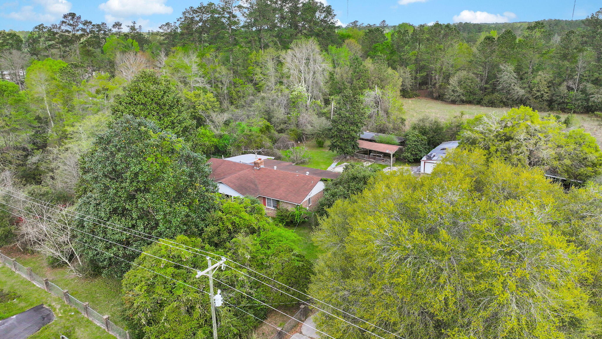 2080 Sniders Highway