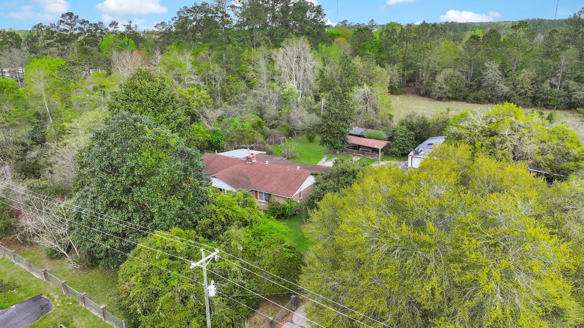 2080 Sniders Highway
