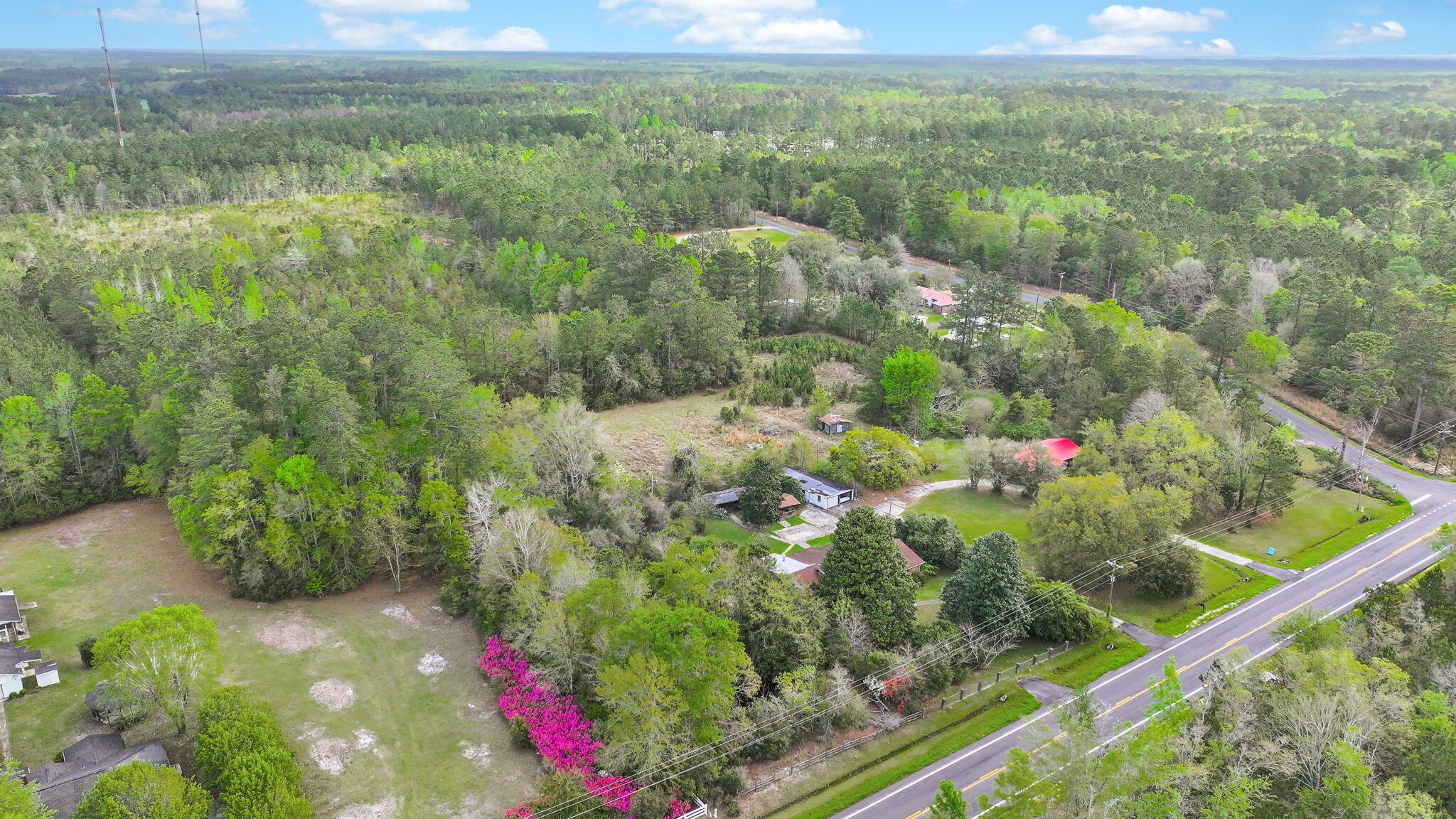 2080 Sniders Highway