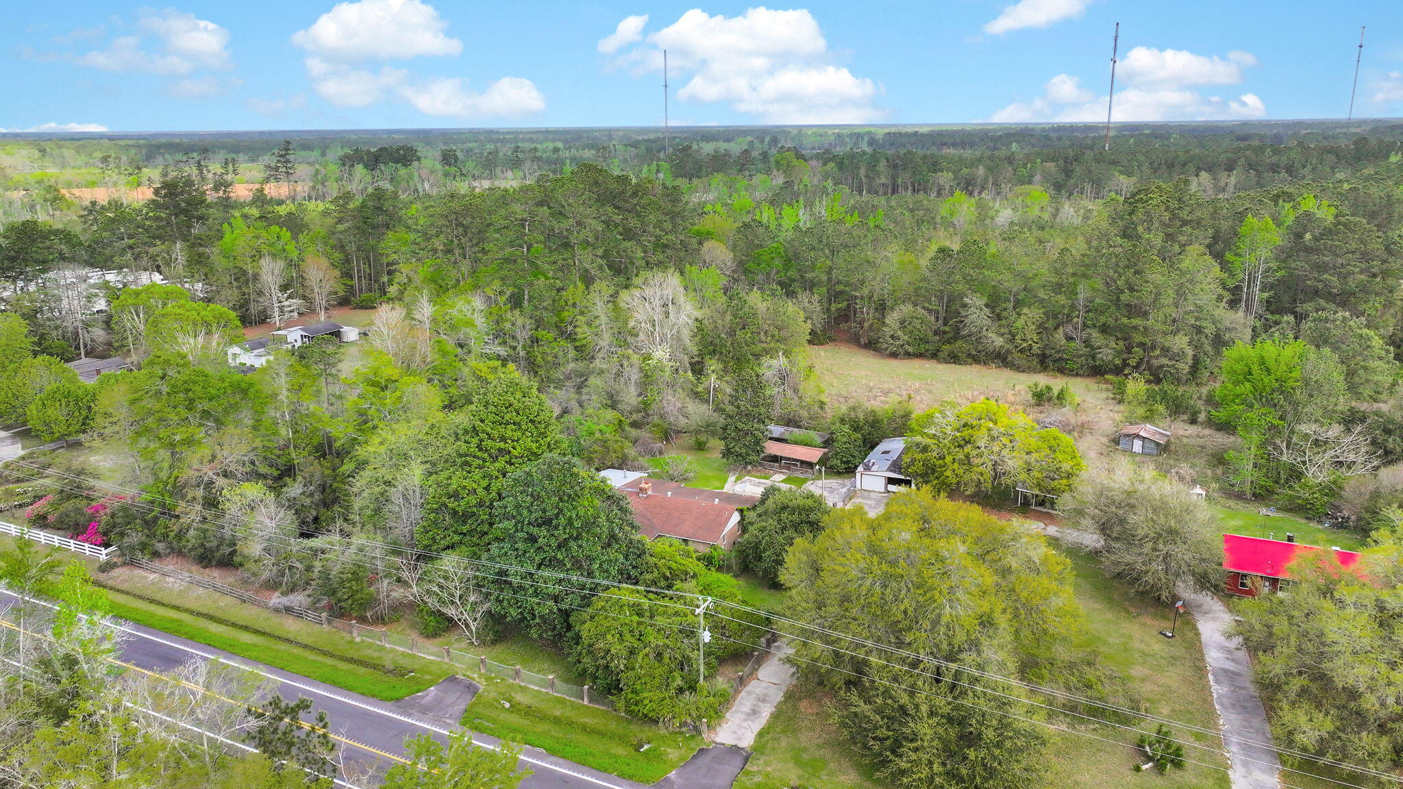 2080 Sniders Highway