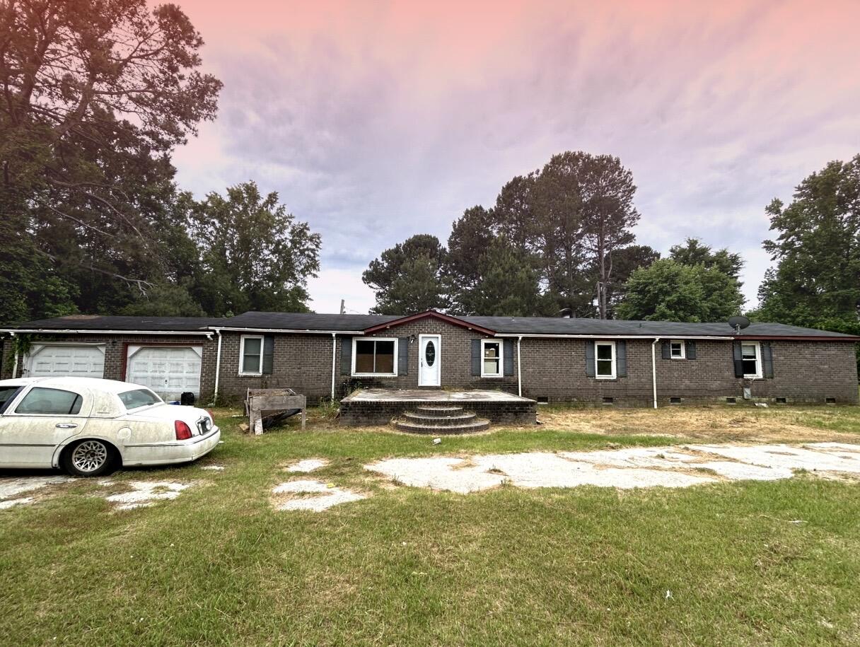 137 Gillens Road