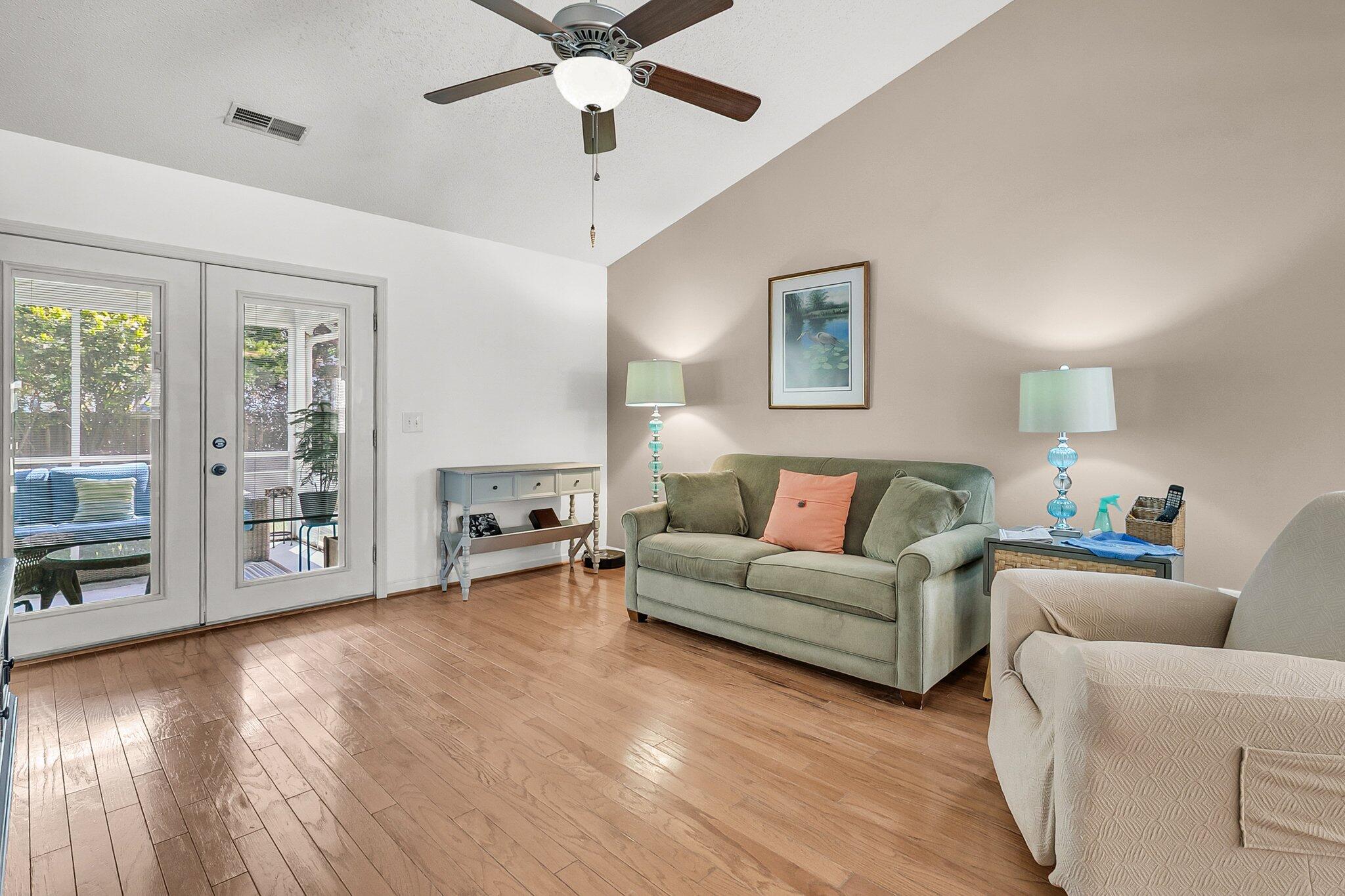 157 Townsend Way