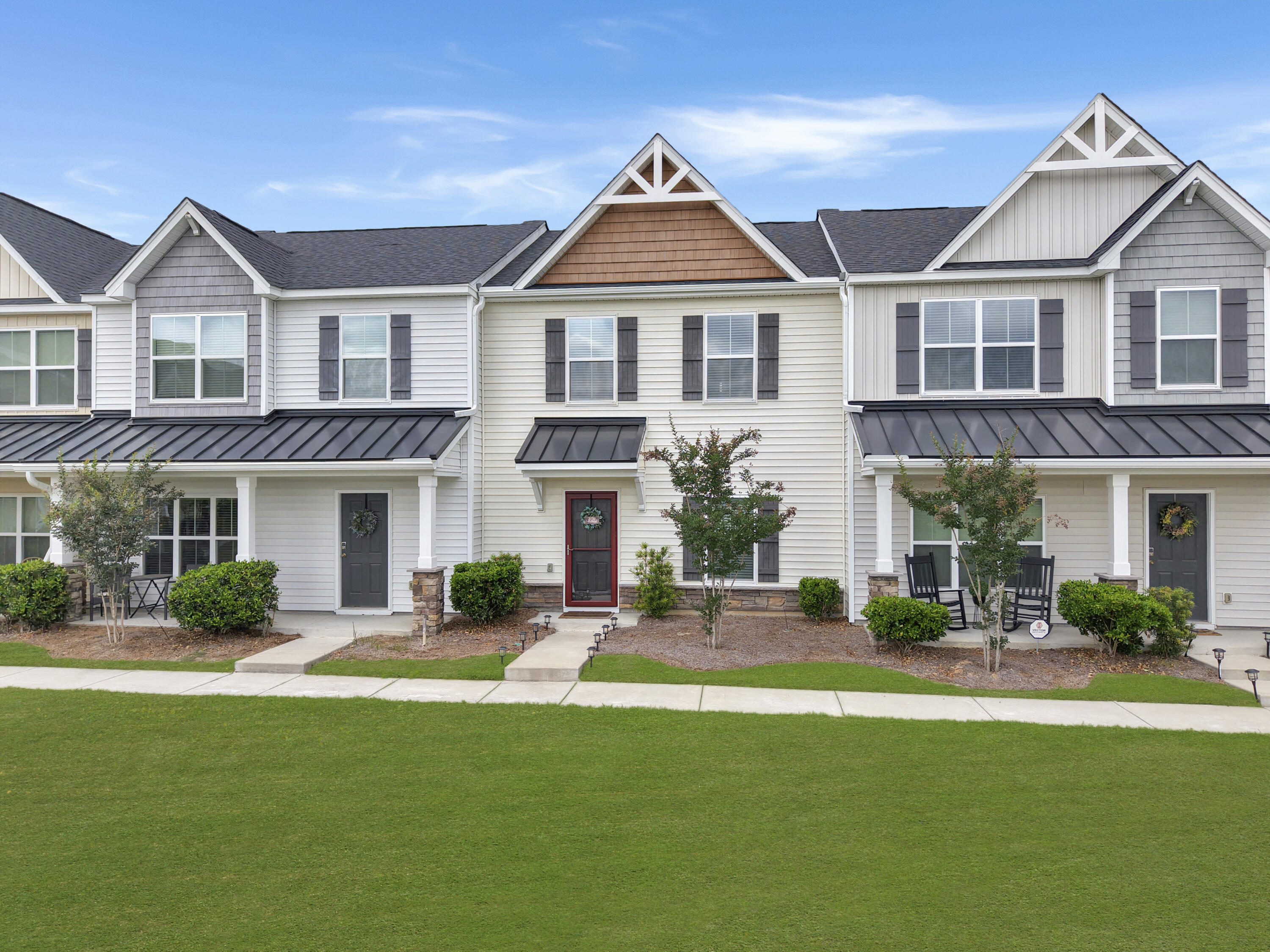 312 Silverdrop Street