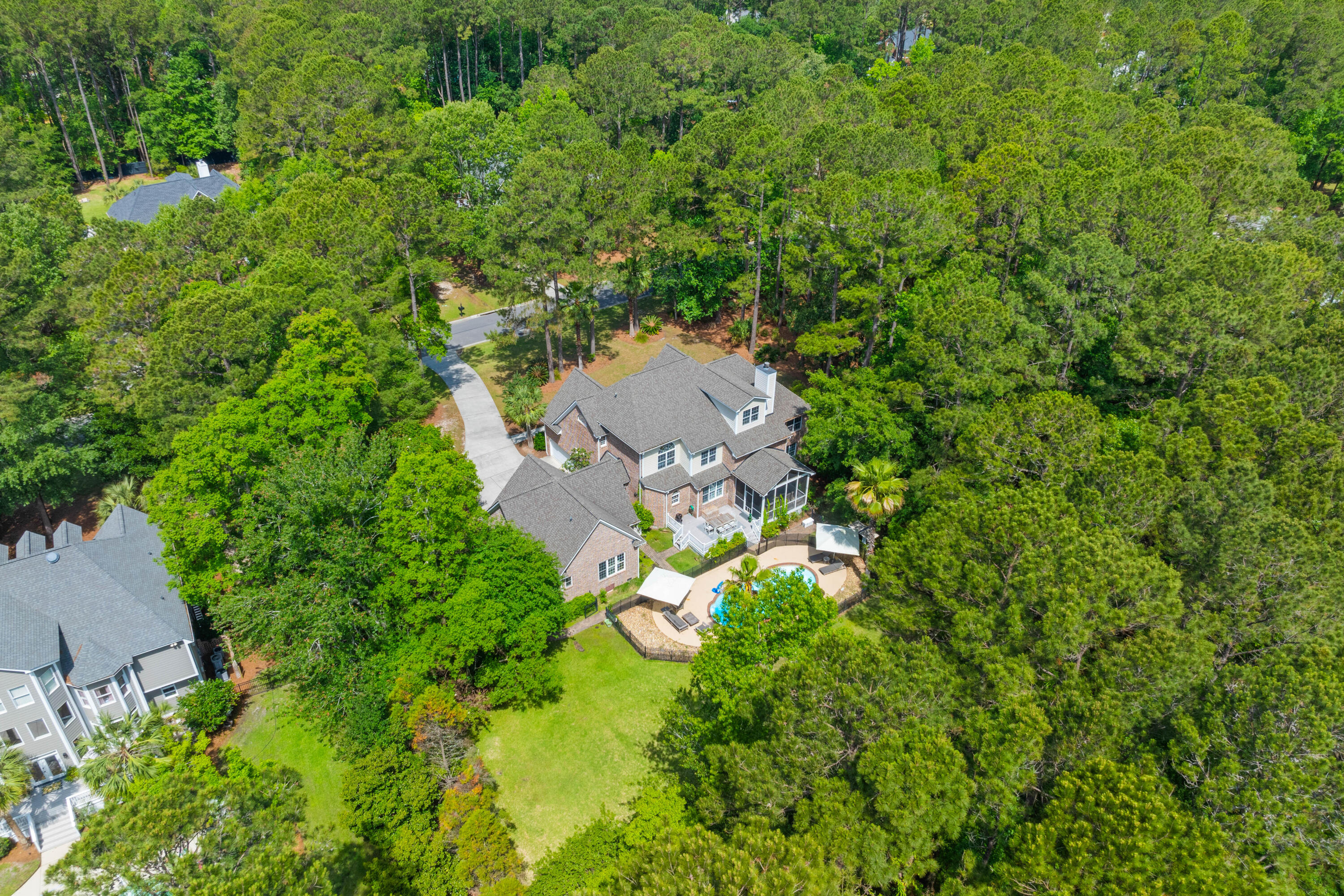 2221 Black Oak Court