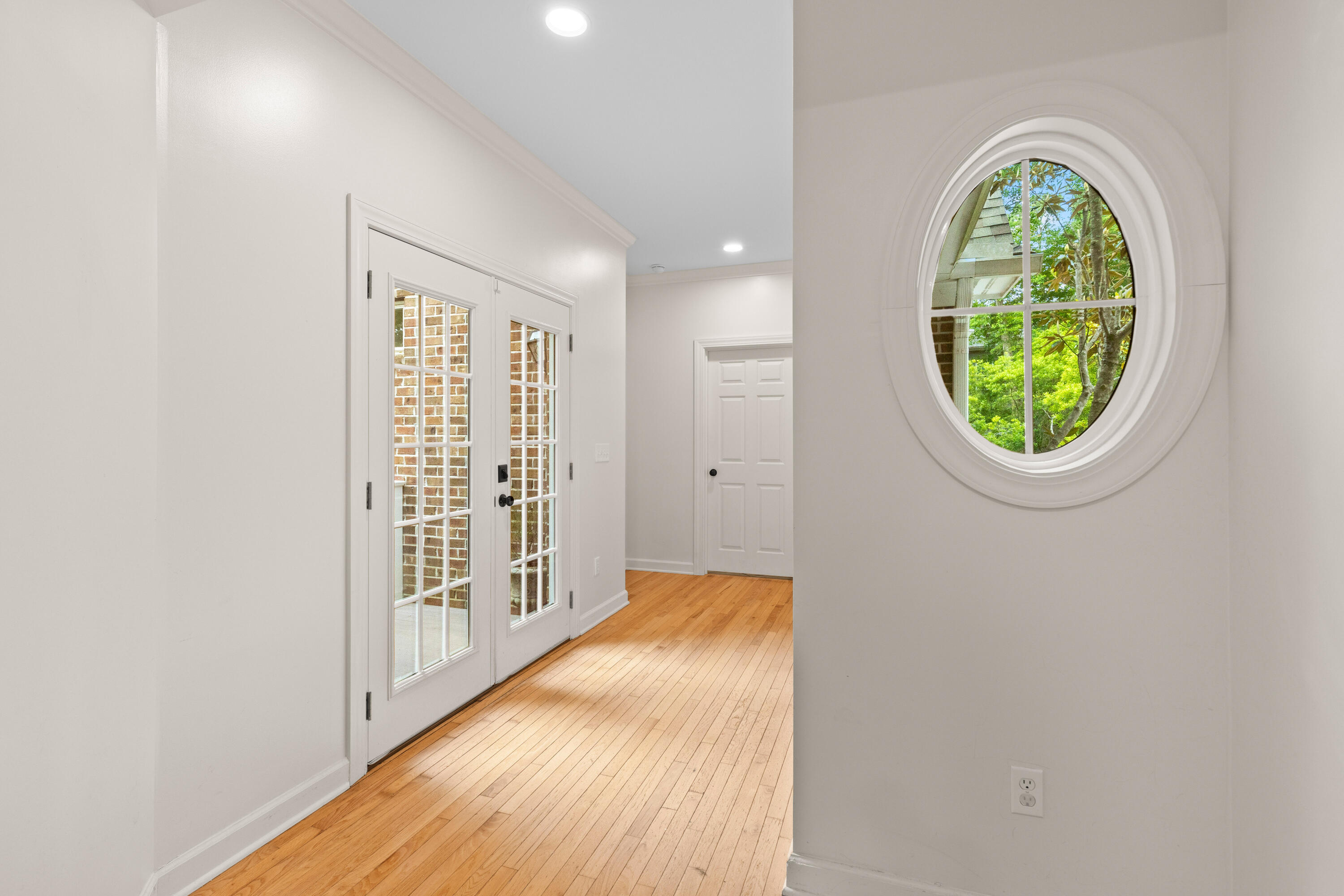 2221 Black Oak Court