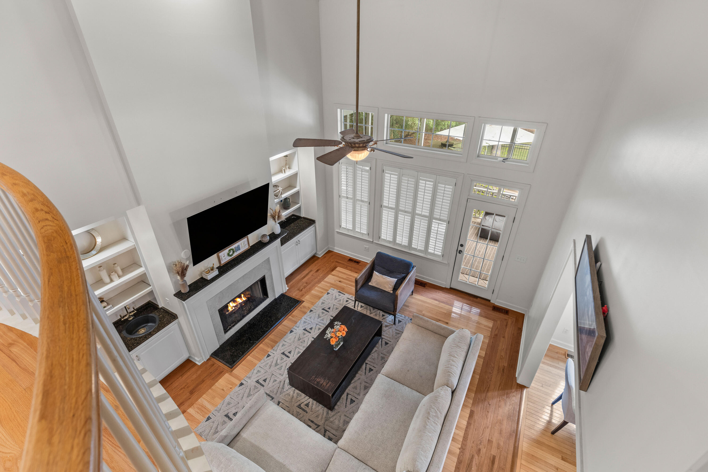 2221 Black Oak Court