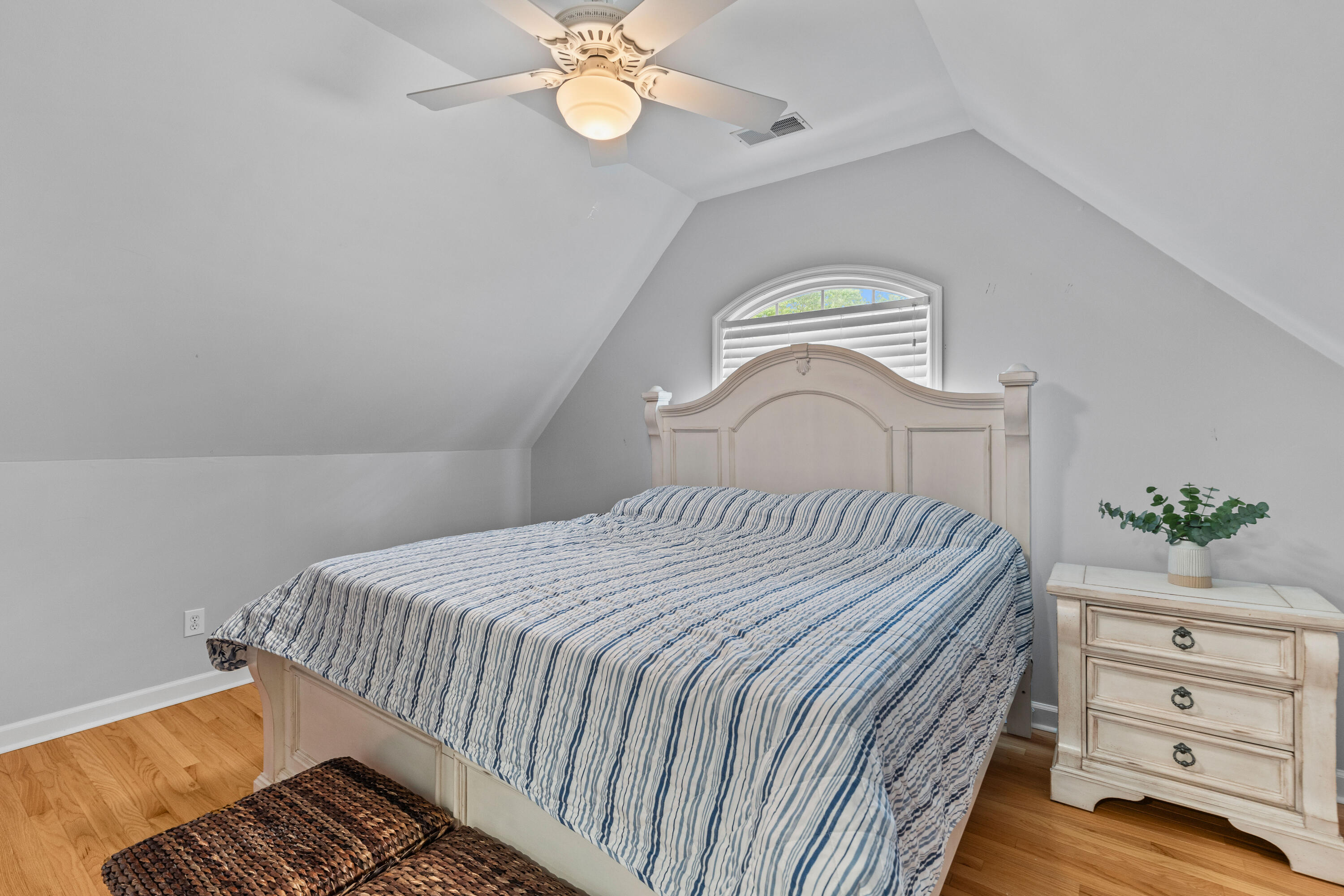2221 Black Oak Court