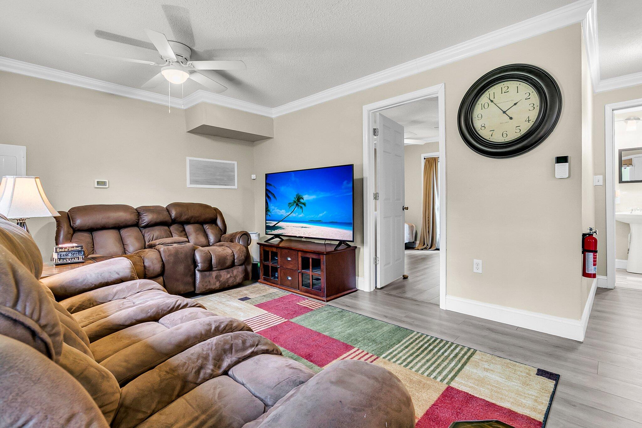 611 Murphy Bay Drive