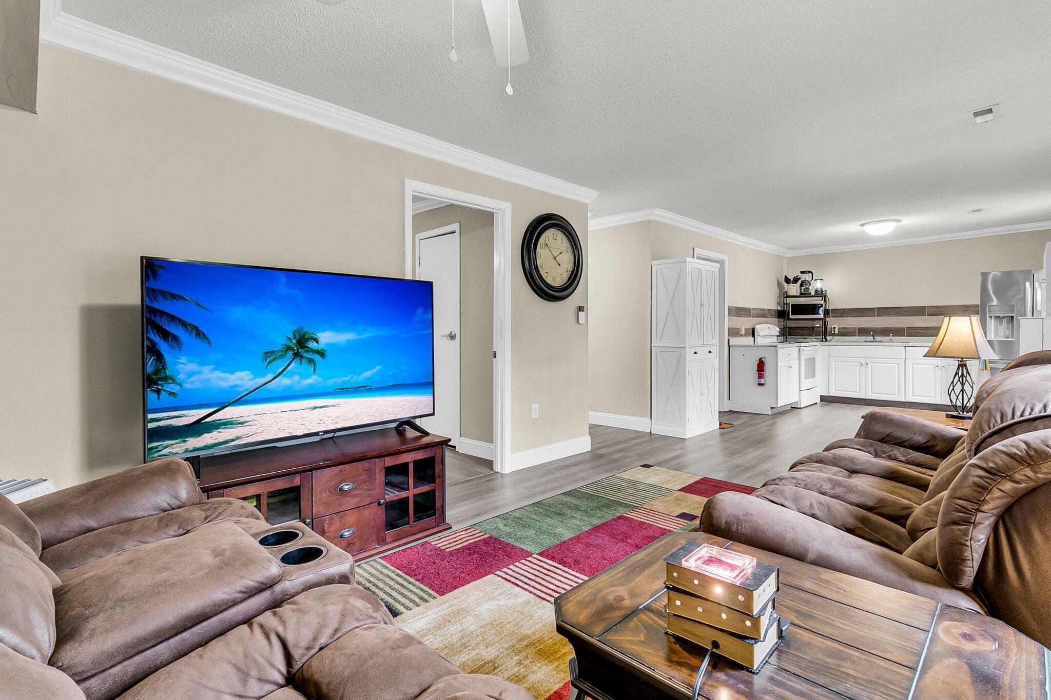 611 Murphy Bay Drive