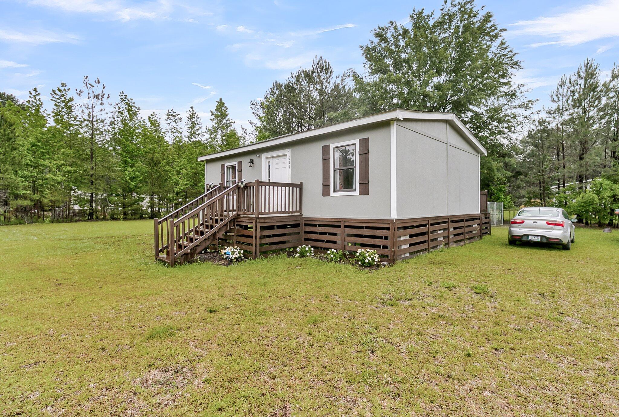 611 Murphy Bay Drive