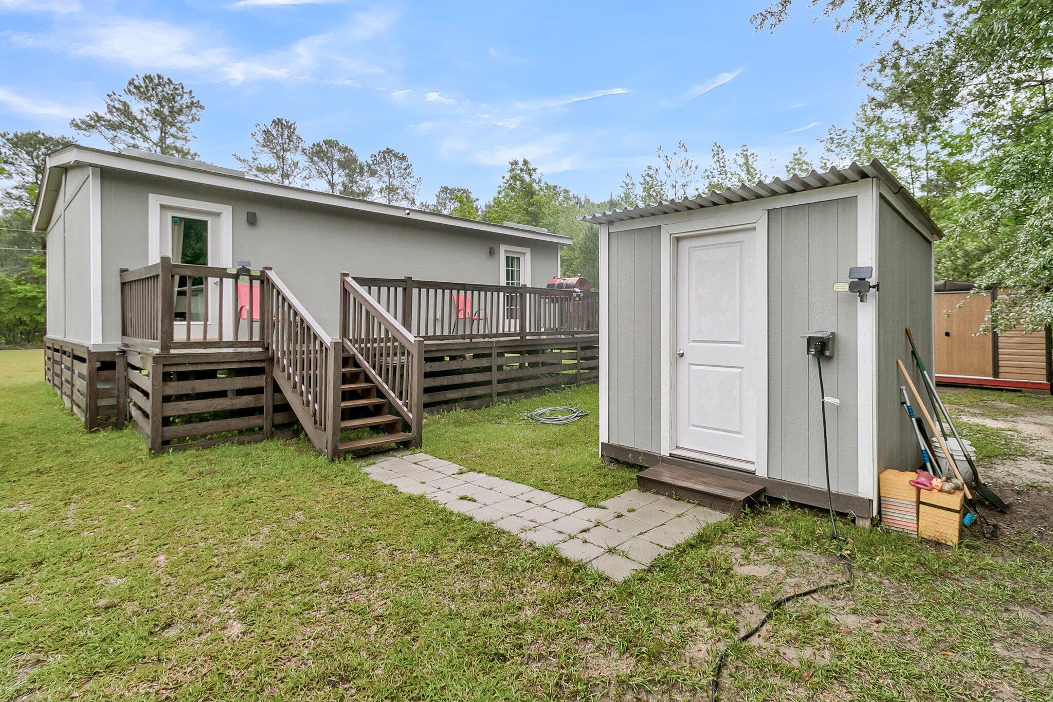 611 Murphy Bay Drive