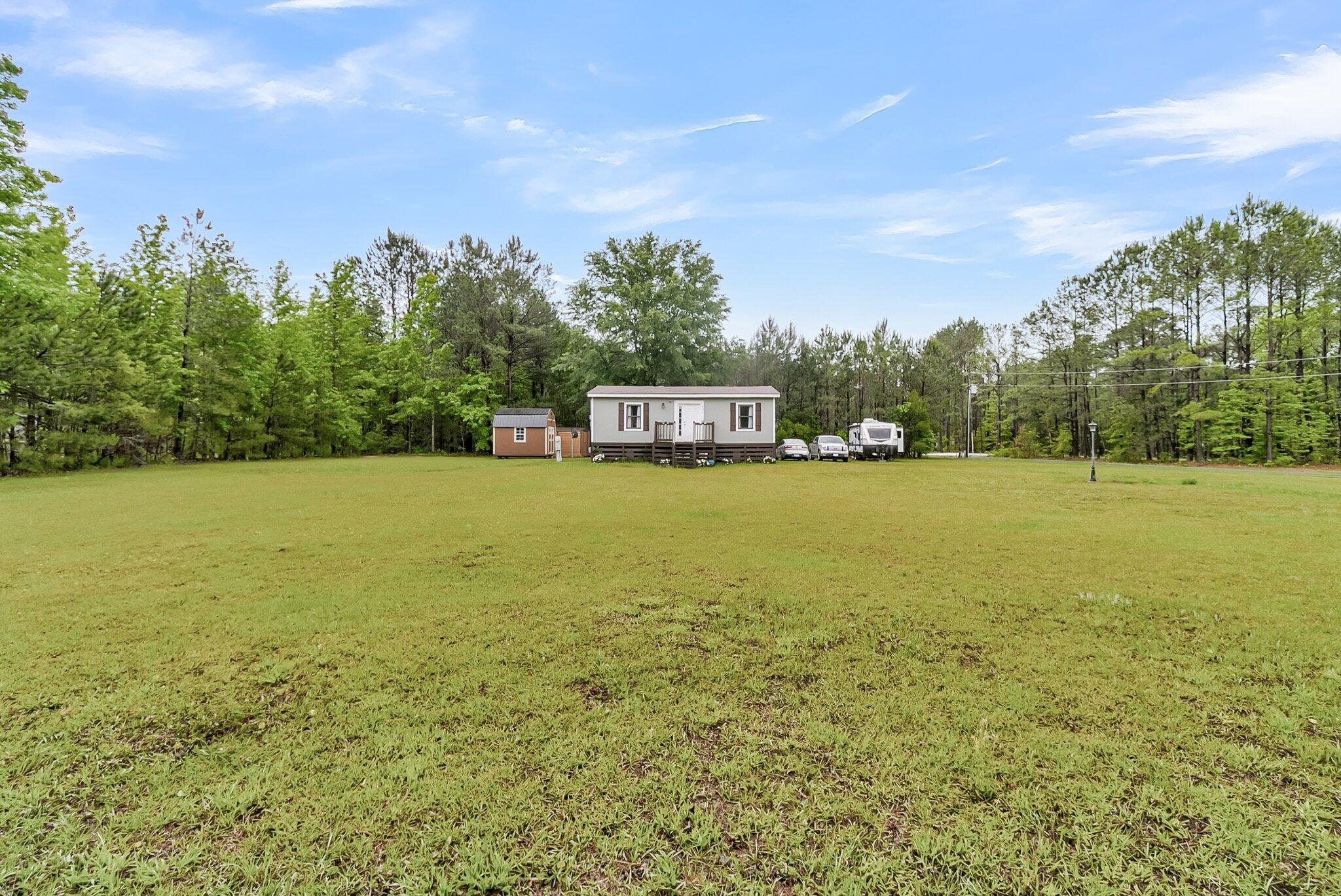 611 Murphy Bay Drive