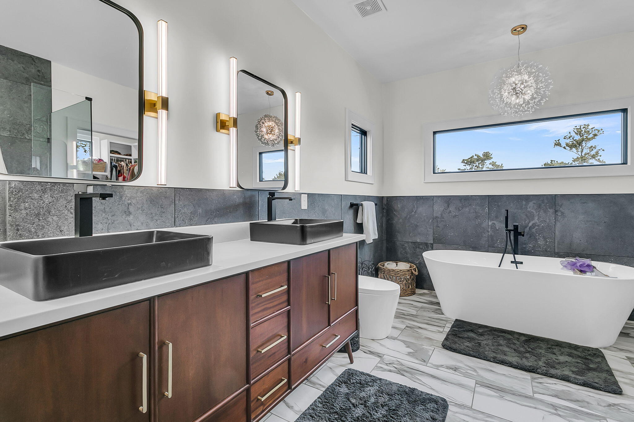 231 Bayview Drive
