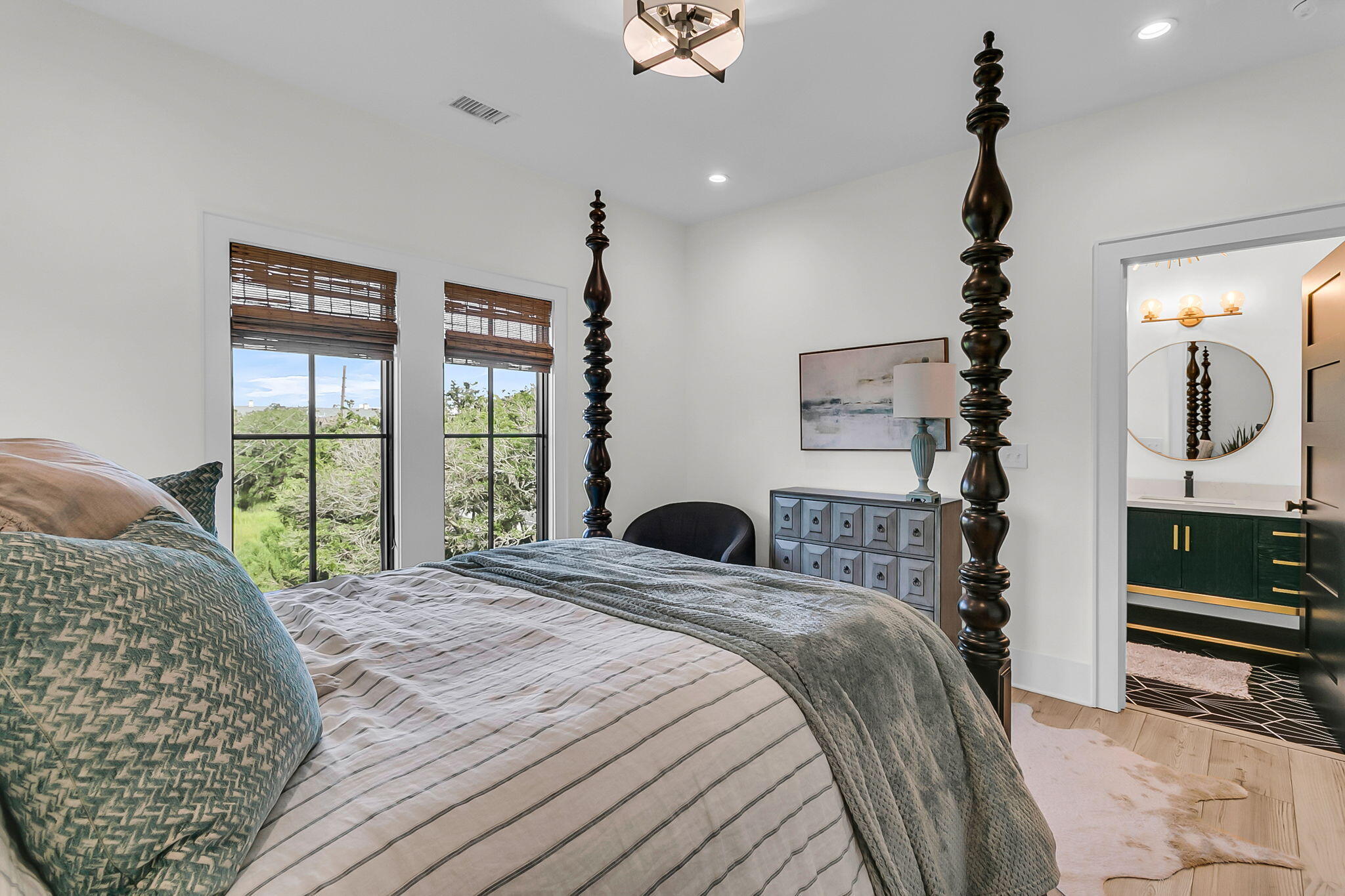 231 Bayview Drive