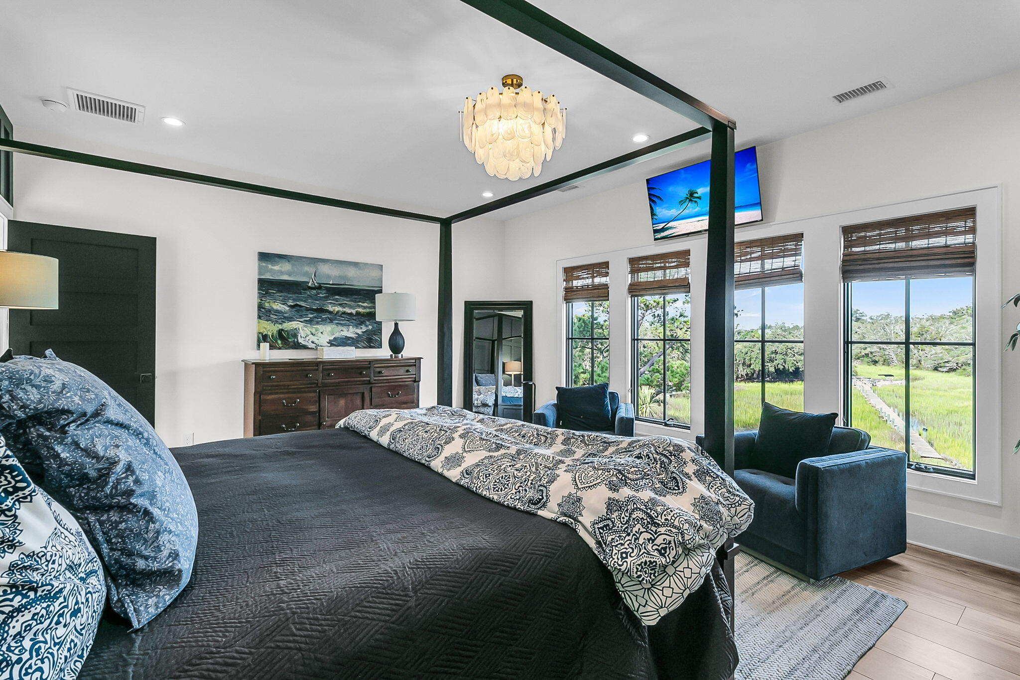 231 Bayview Drive