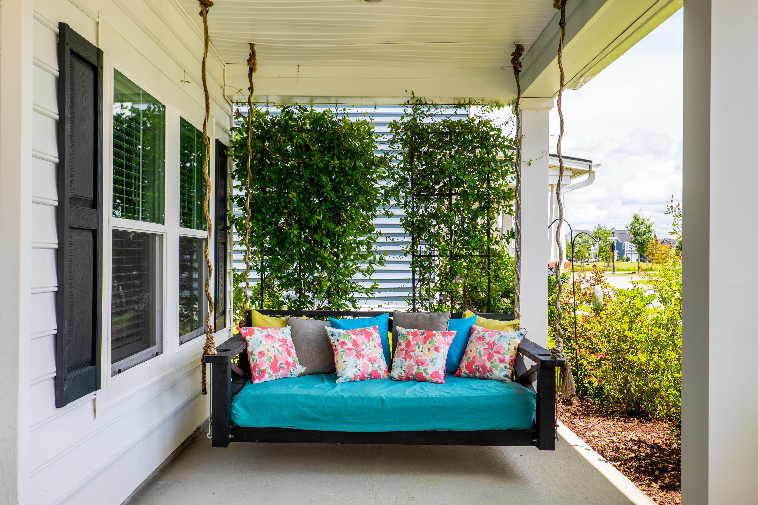 226 Garden Lily Lane