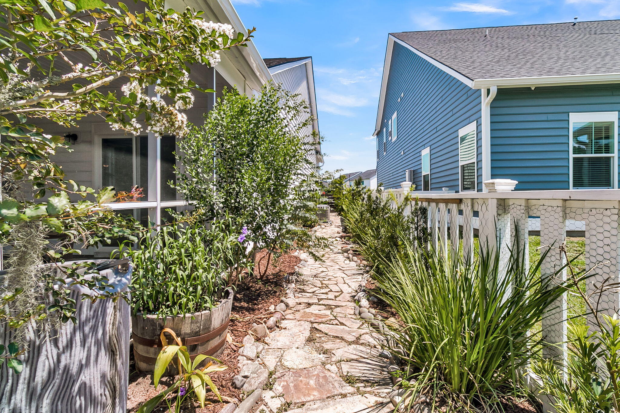 226 Garden Lily Lane