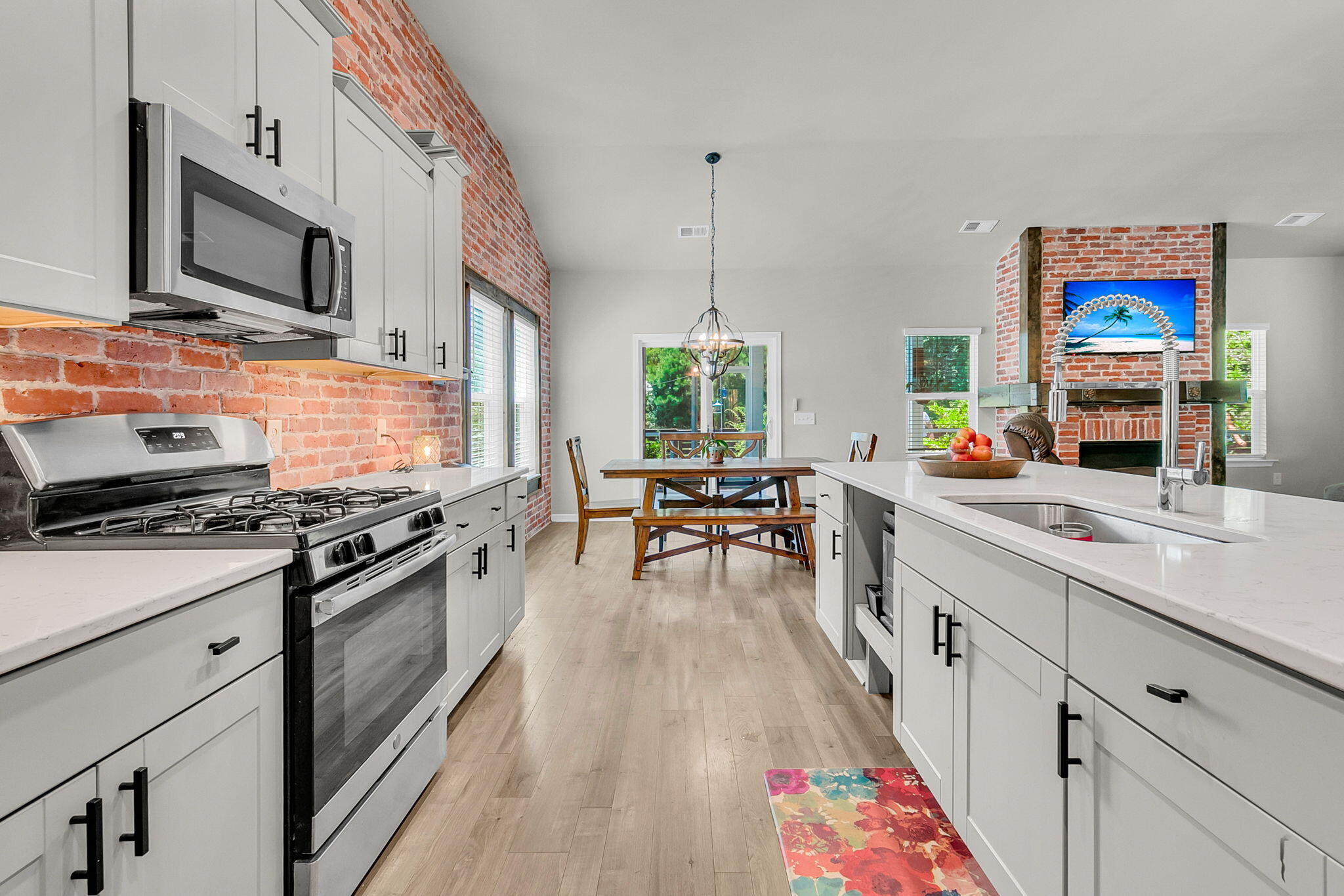 226 Garden Lily Lane