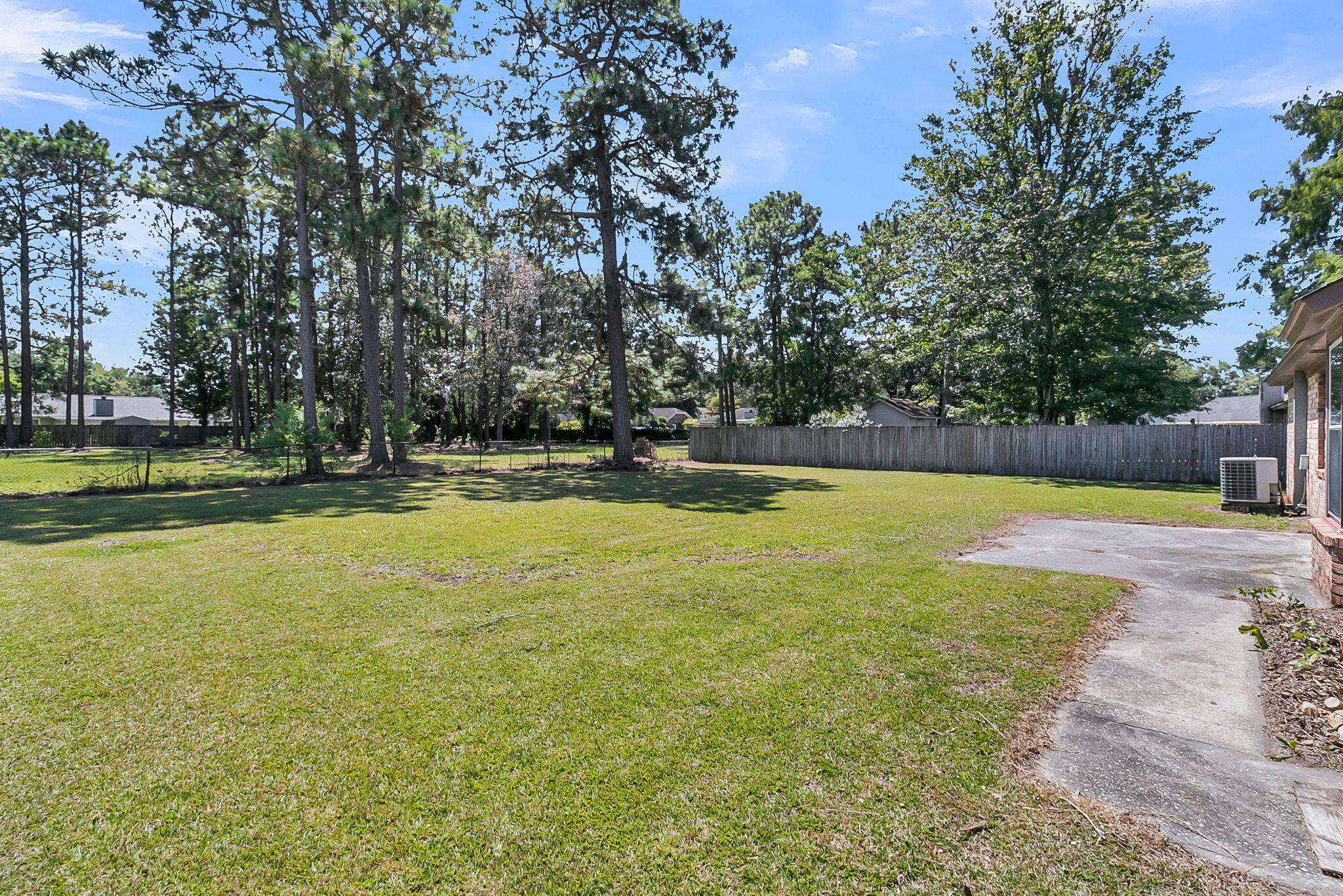 707 Longstreet Street