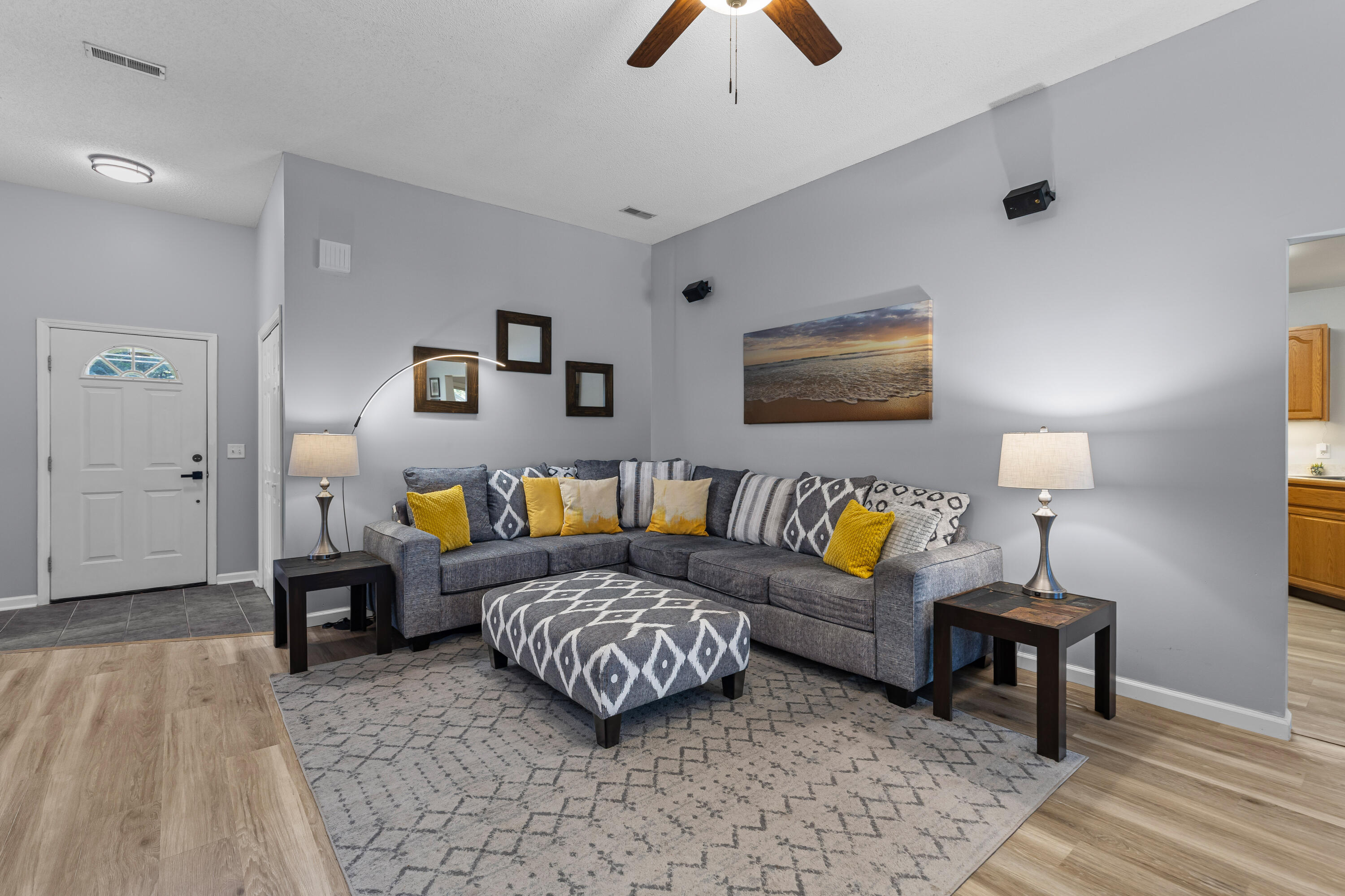 2776 Fernwood Drive