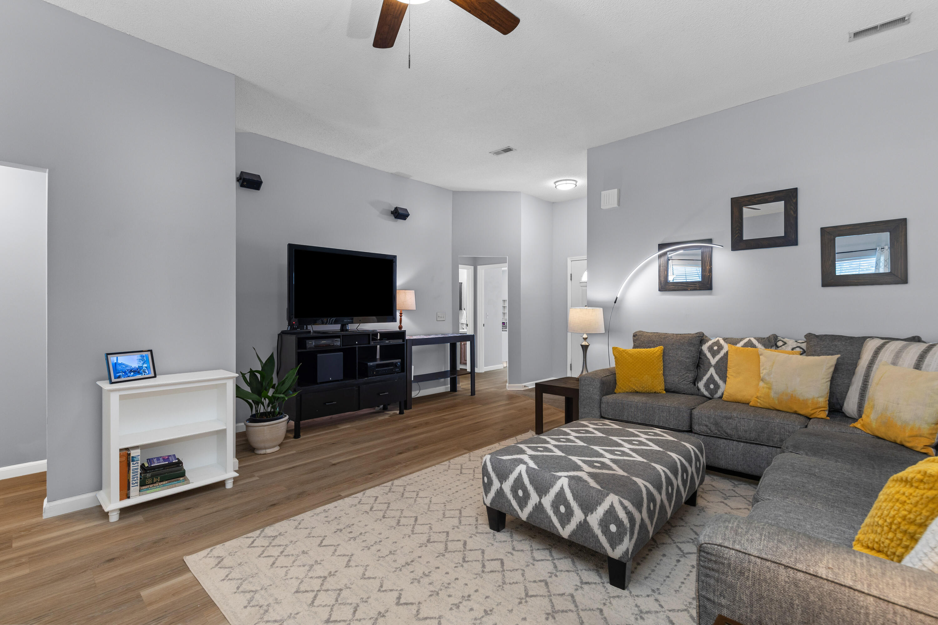 2776 Fernwood Drive
