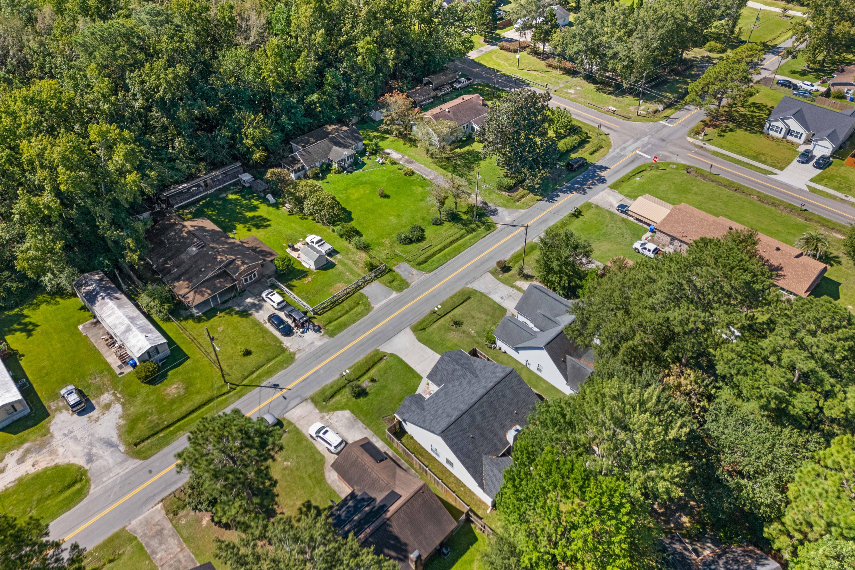 2776 Fernwood Drive