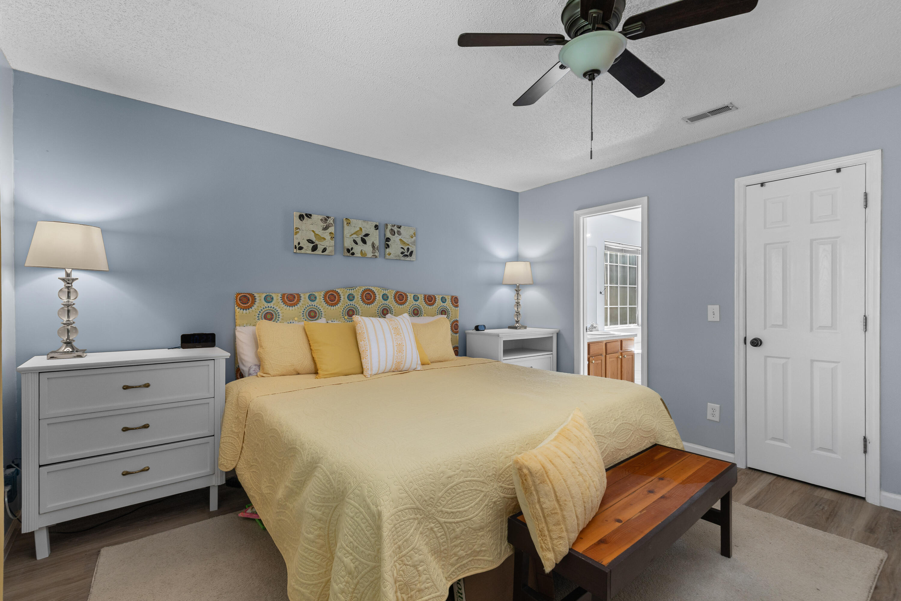 2776 Fernwood Drive