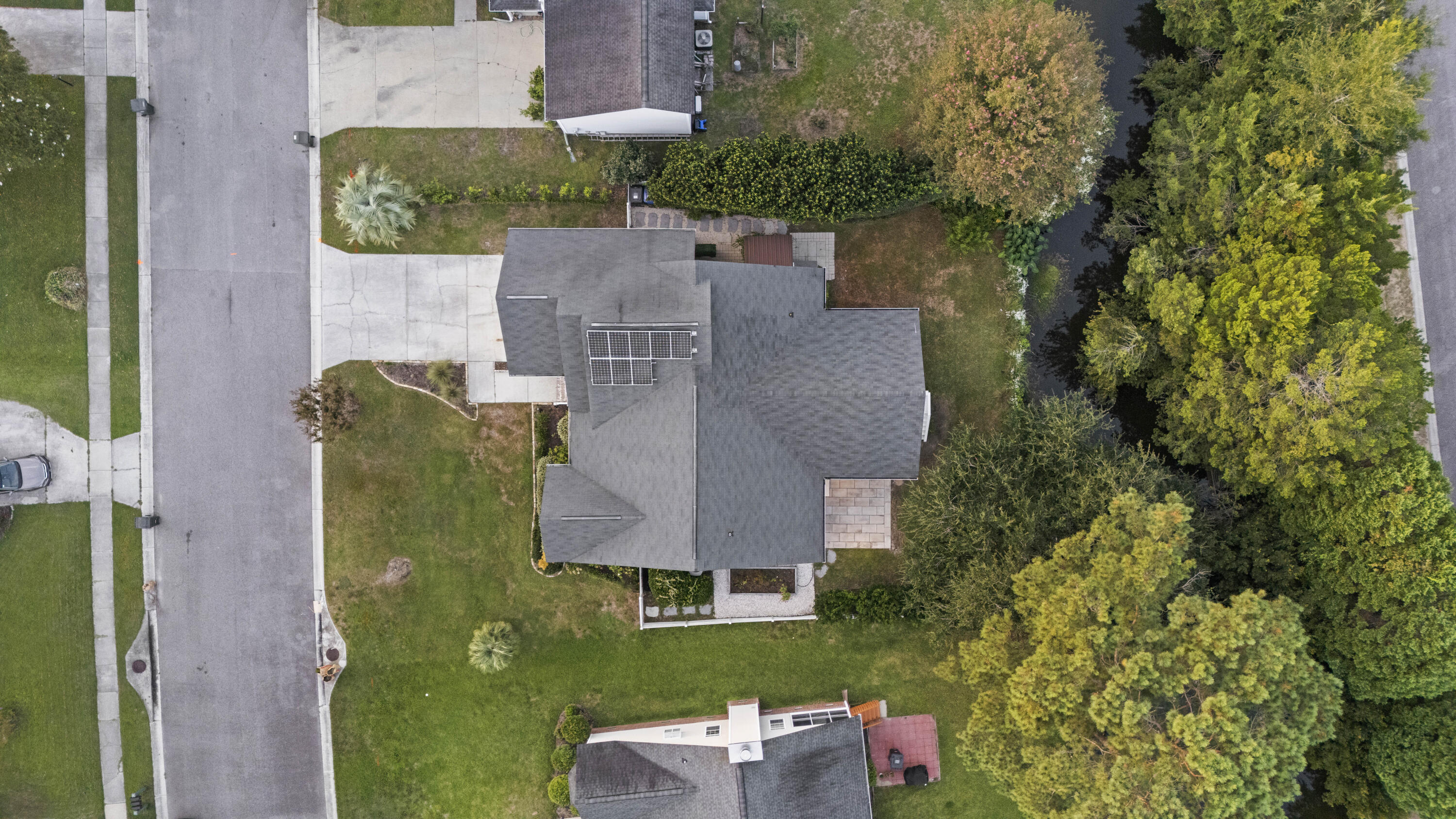 1075 Wayfarer Lane