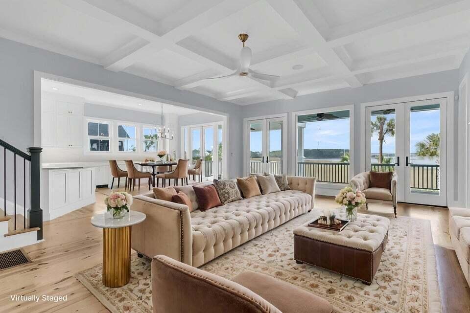 2777 Oak Manor Drive