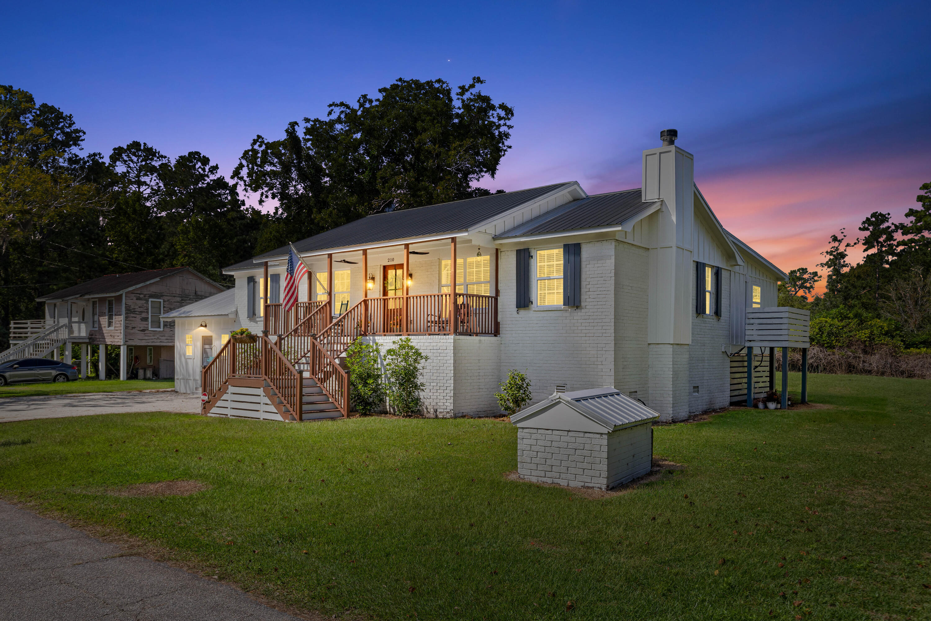 210 Cassena Street, McClellanville