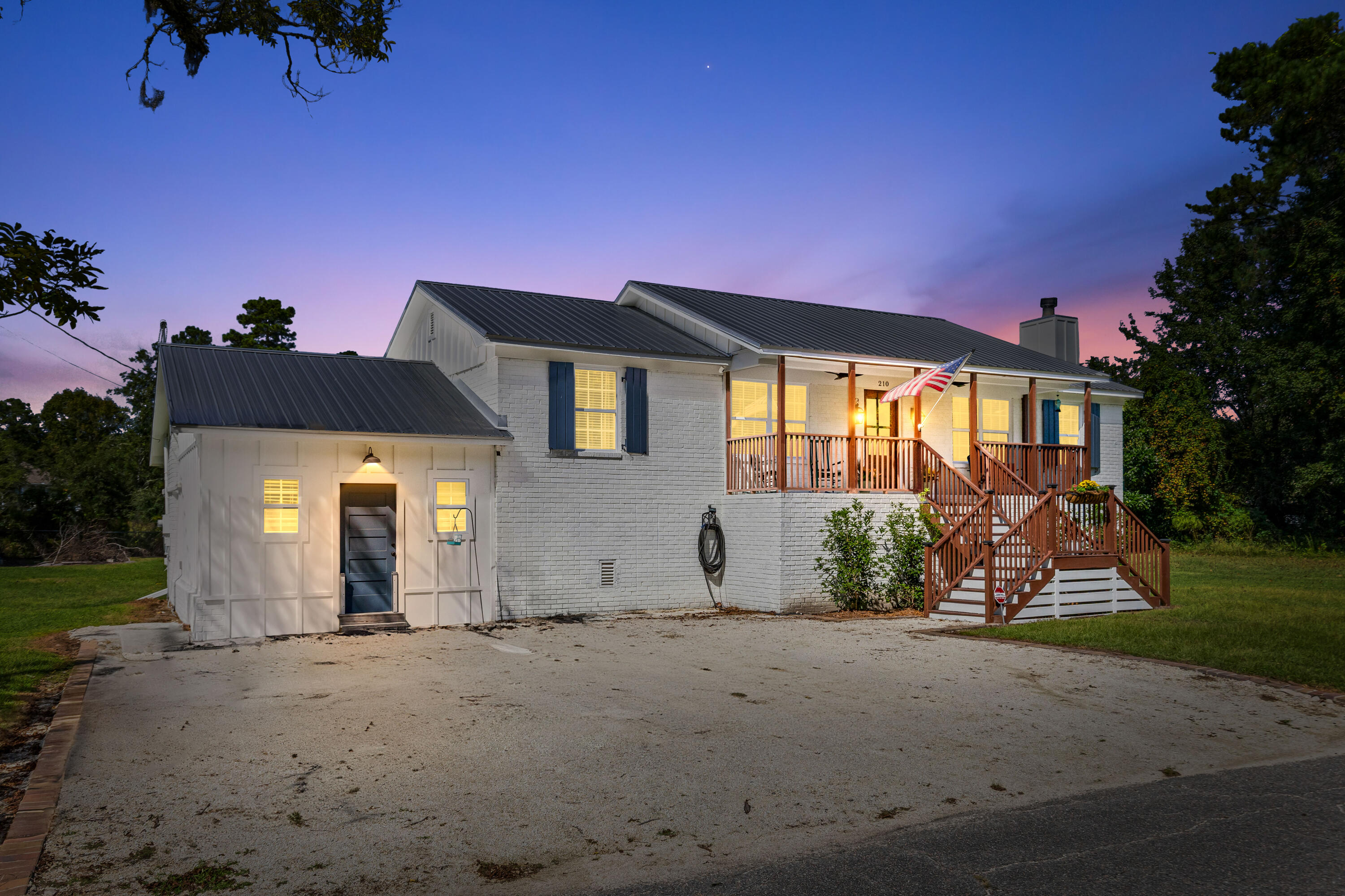 210 Cassena Street, McClellanville