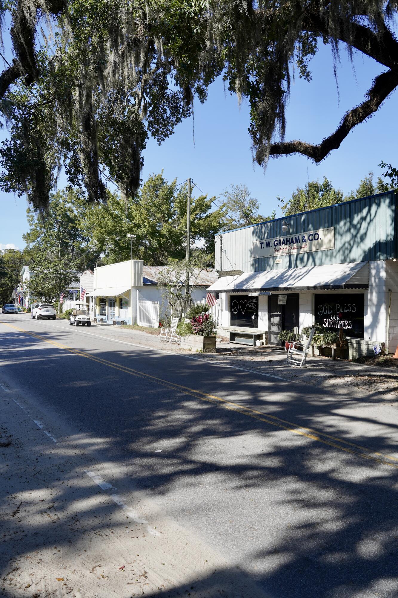 210 Cassena Street, McClellanville