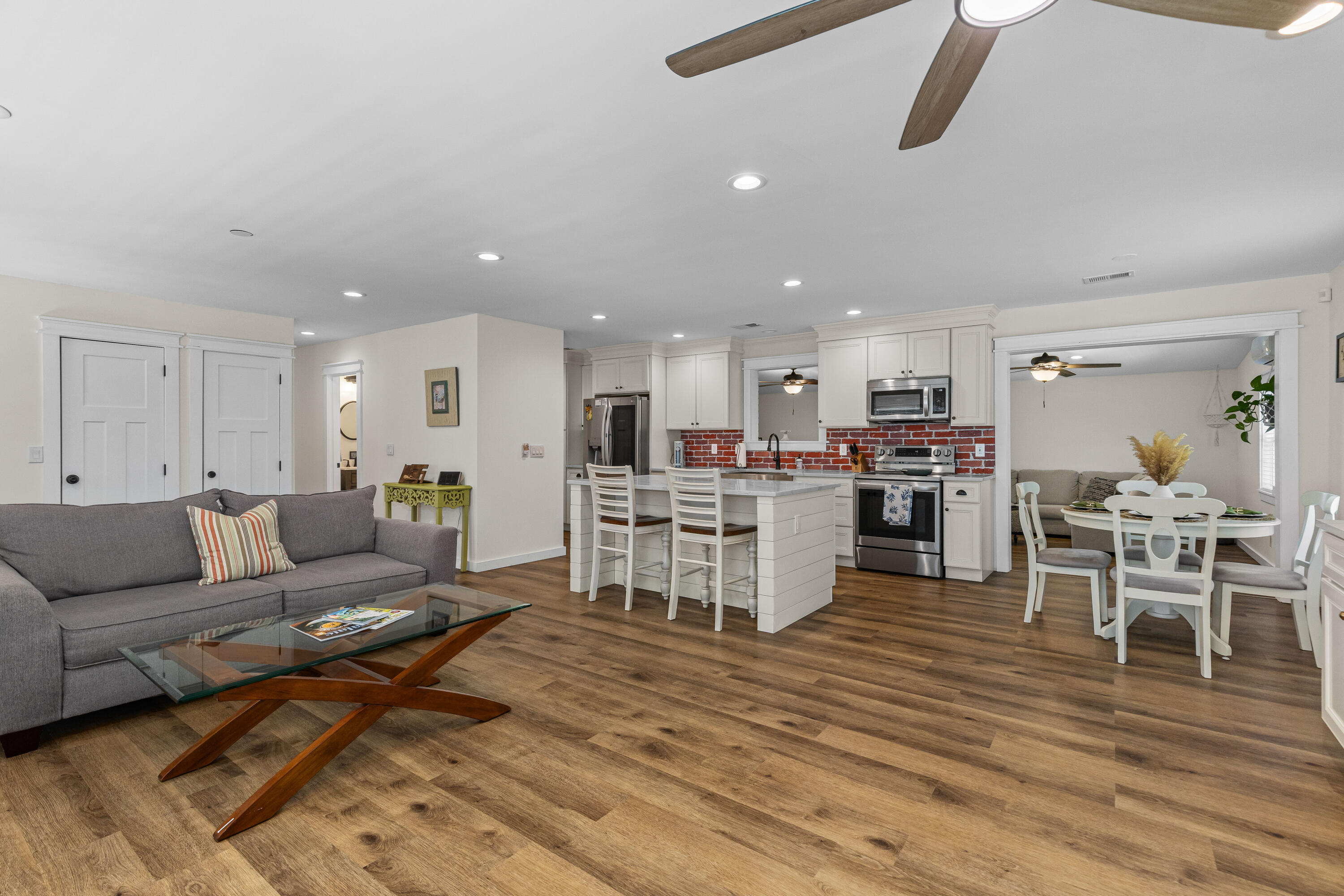 210 Cassena Street, McClellanville