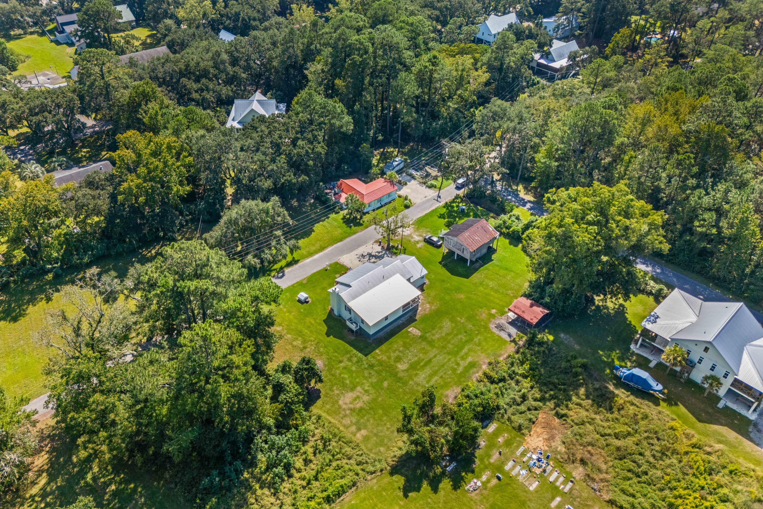 210 Cassena Street, McClellanville