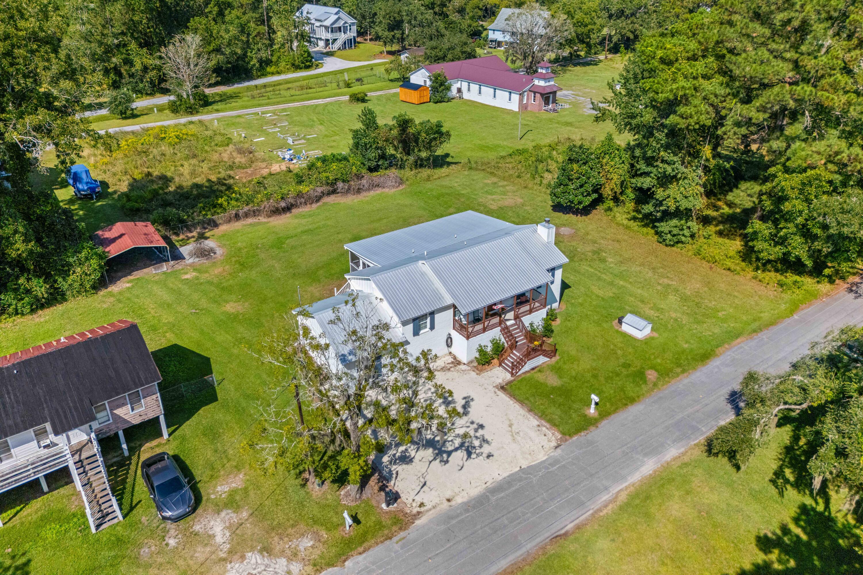 210 Cassena Street, McClellanville