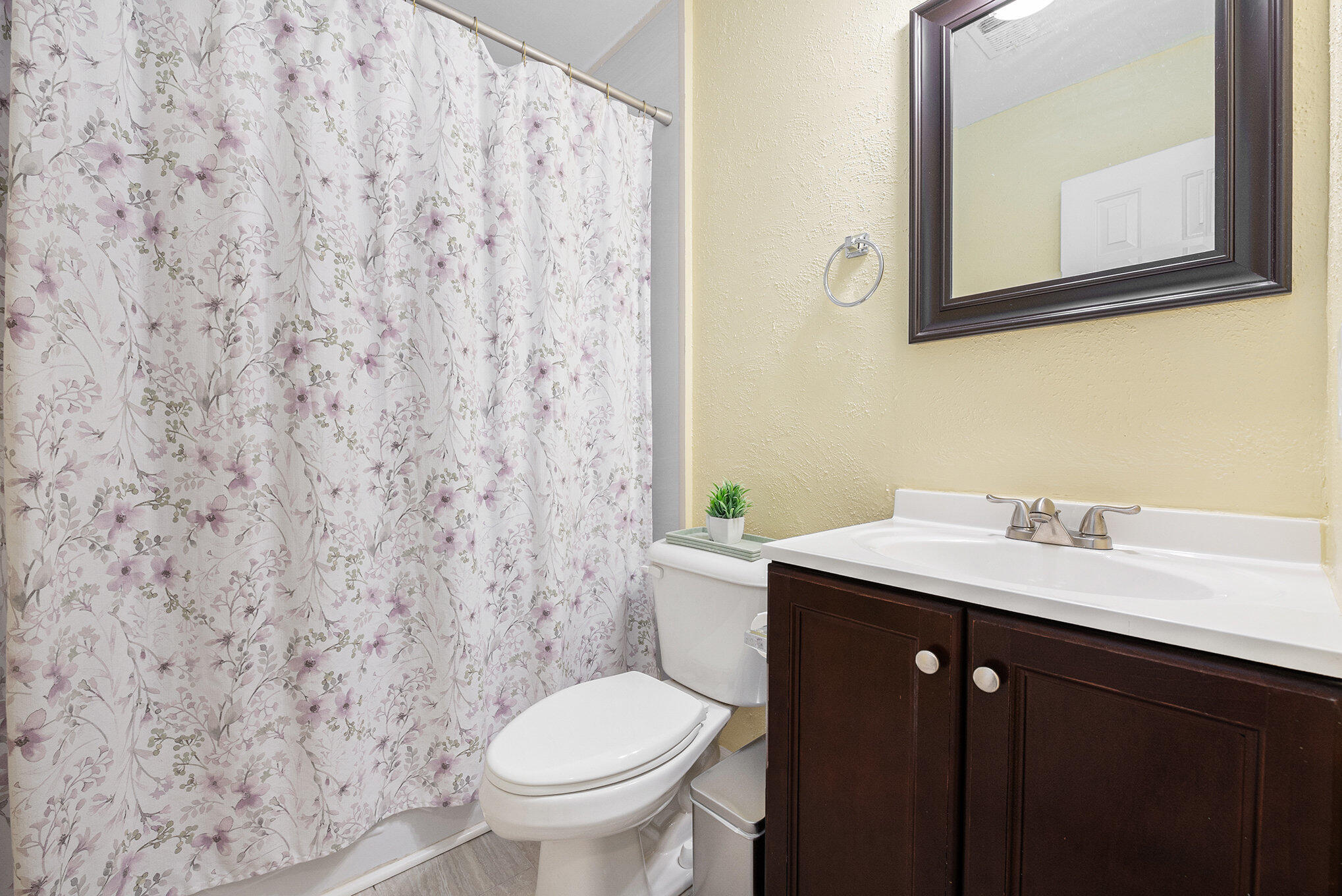 106 Highland Avenue, Summerville