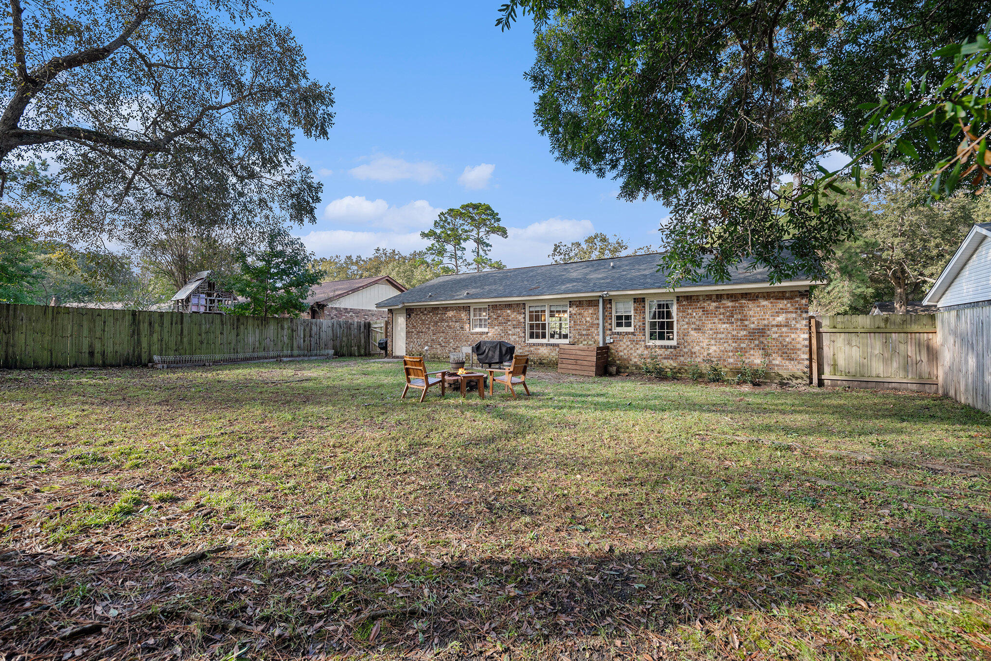 106 Highland Avenue, Summerville